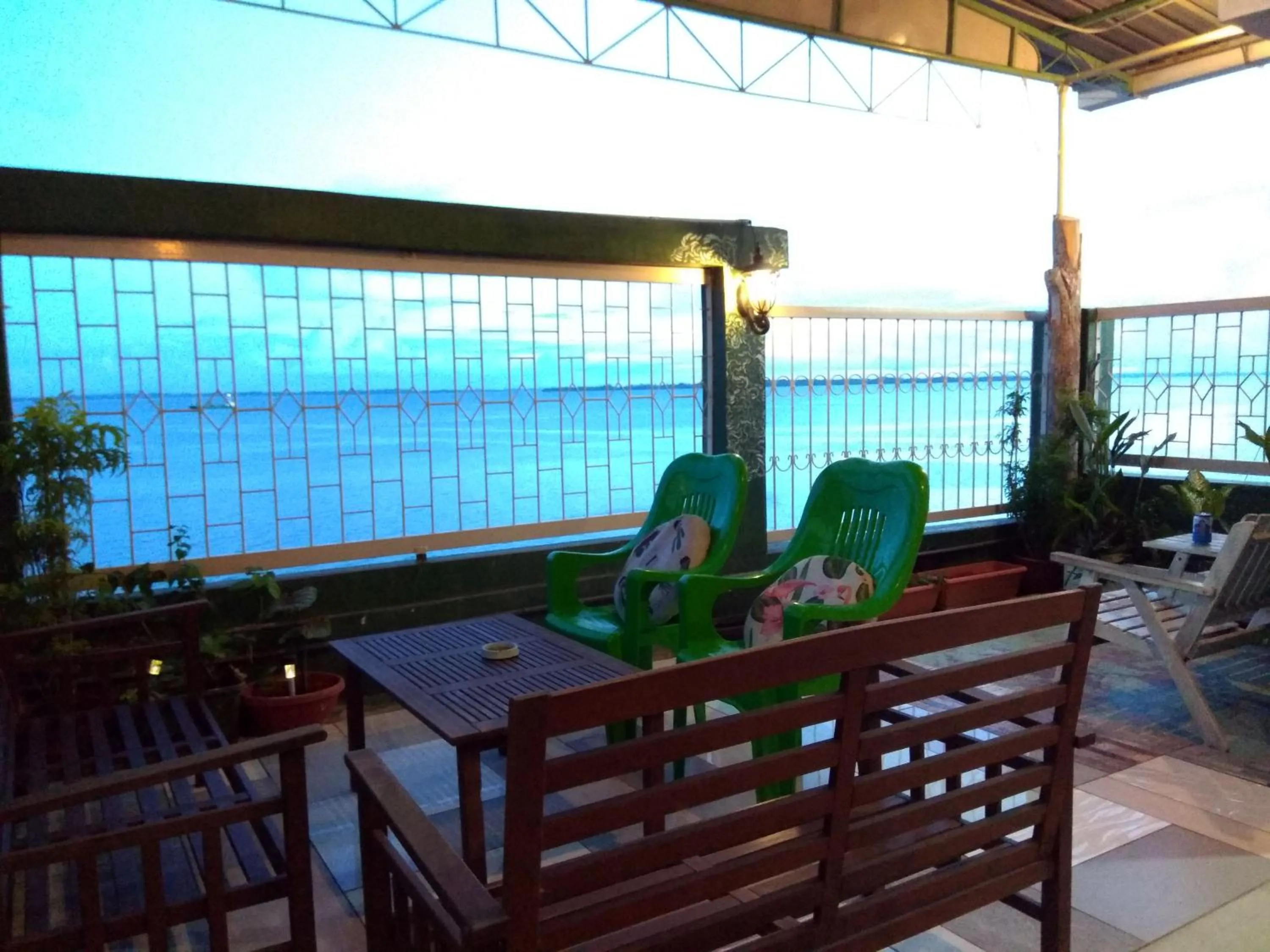 Balcony/Terrace in Sandakan Backpackers Hostel