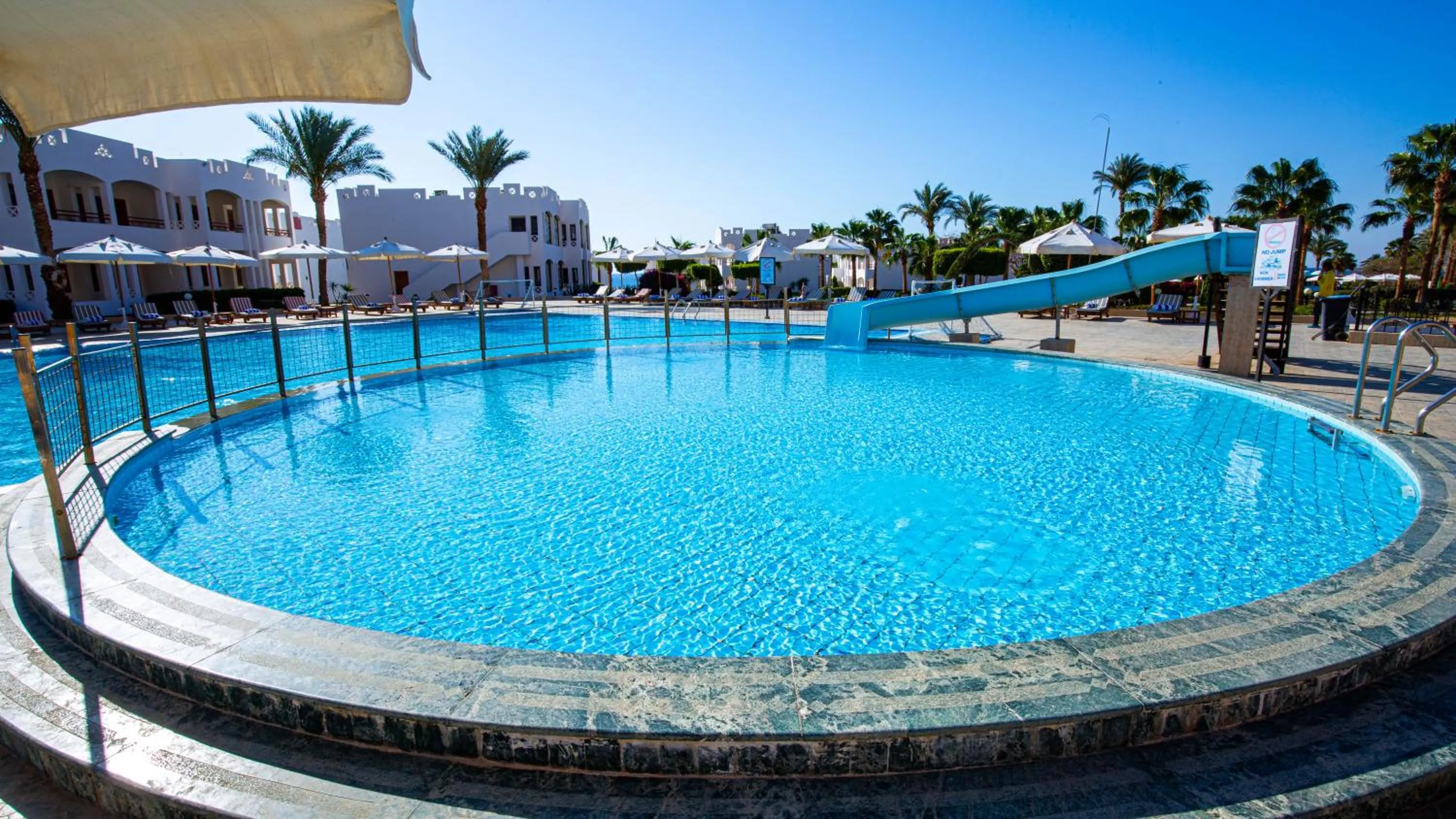 Swimming pool in Happy Life Village Dahab