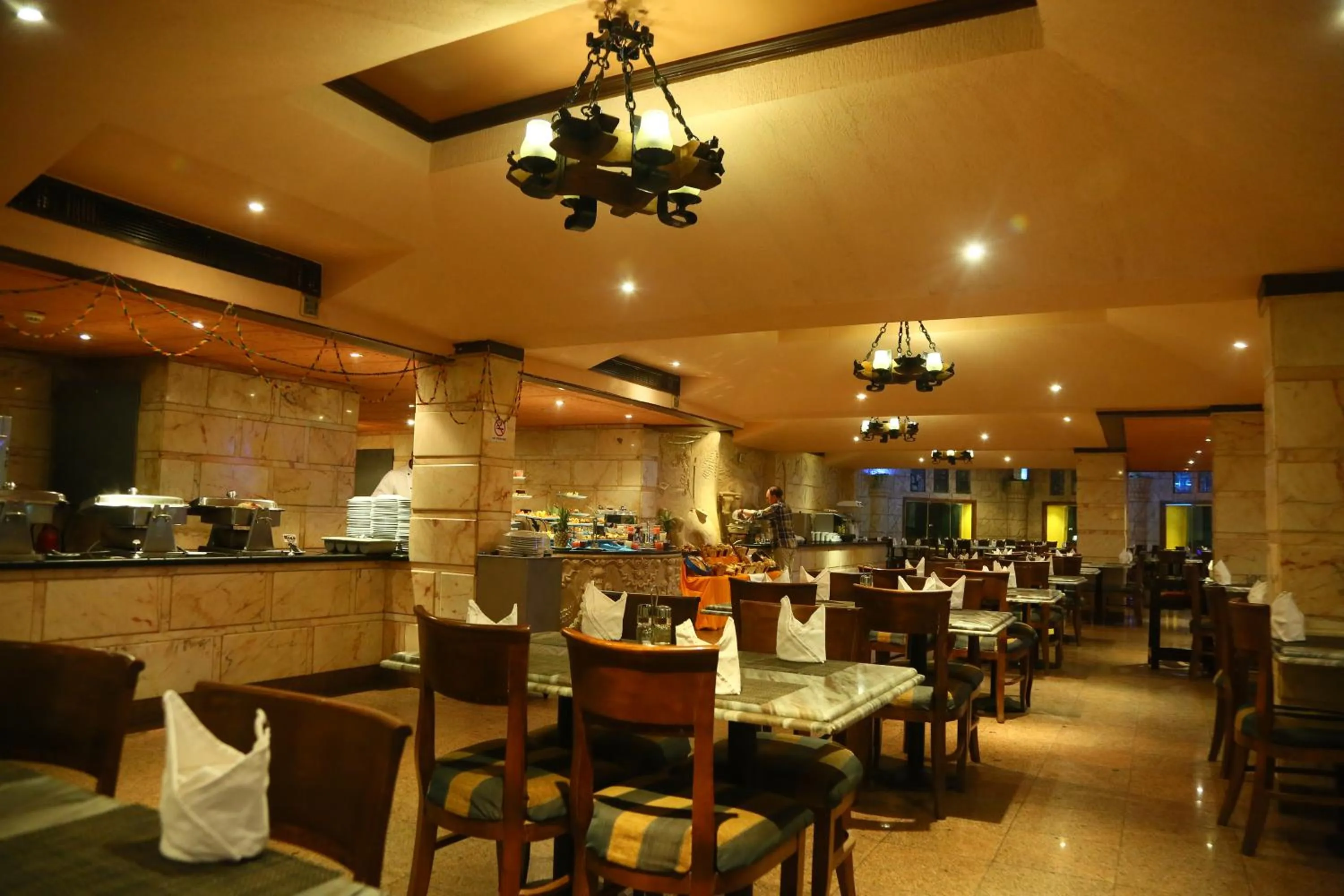 Restaurant/places to eat in Happy Life Village Dahab