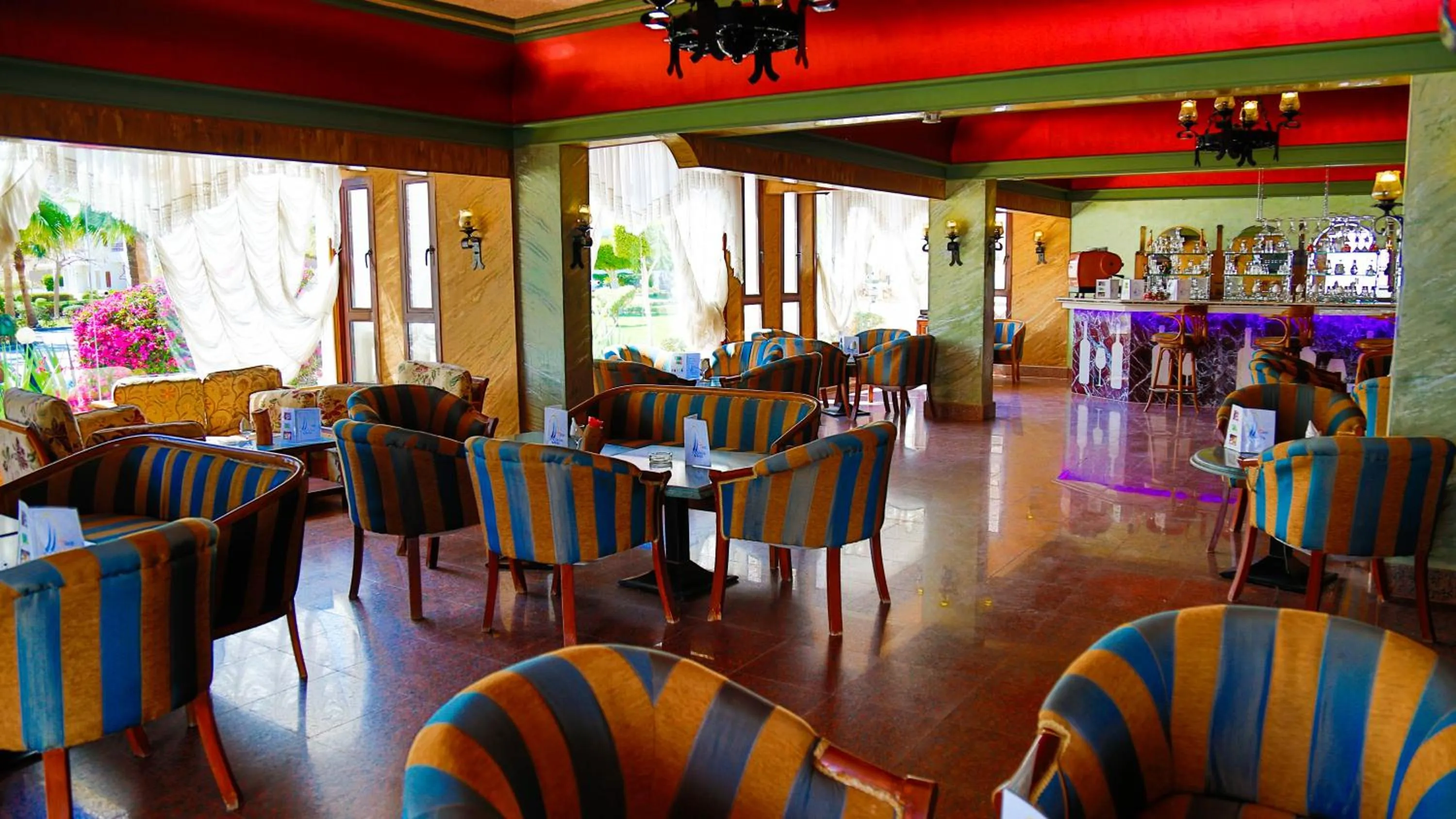 Nightclub / DJ in Happy Life Village Dahab