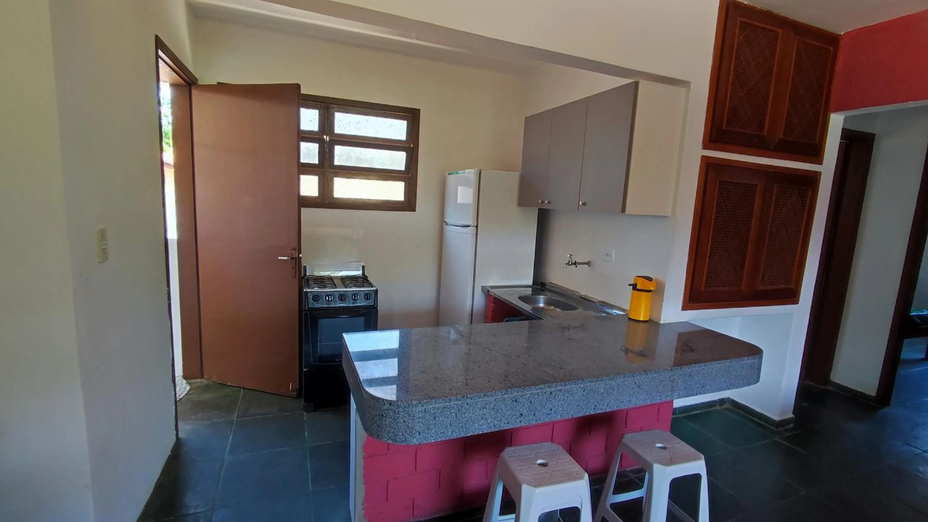 Kitchen or kitchenette in Residencial Chalés Âncora