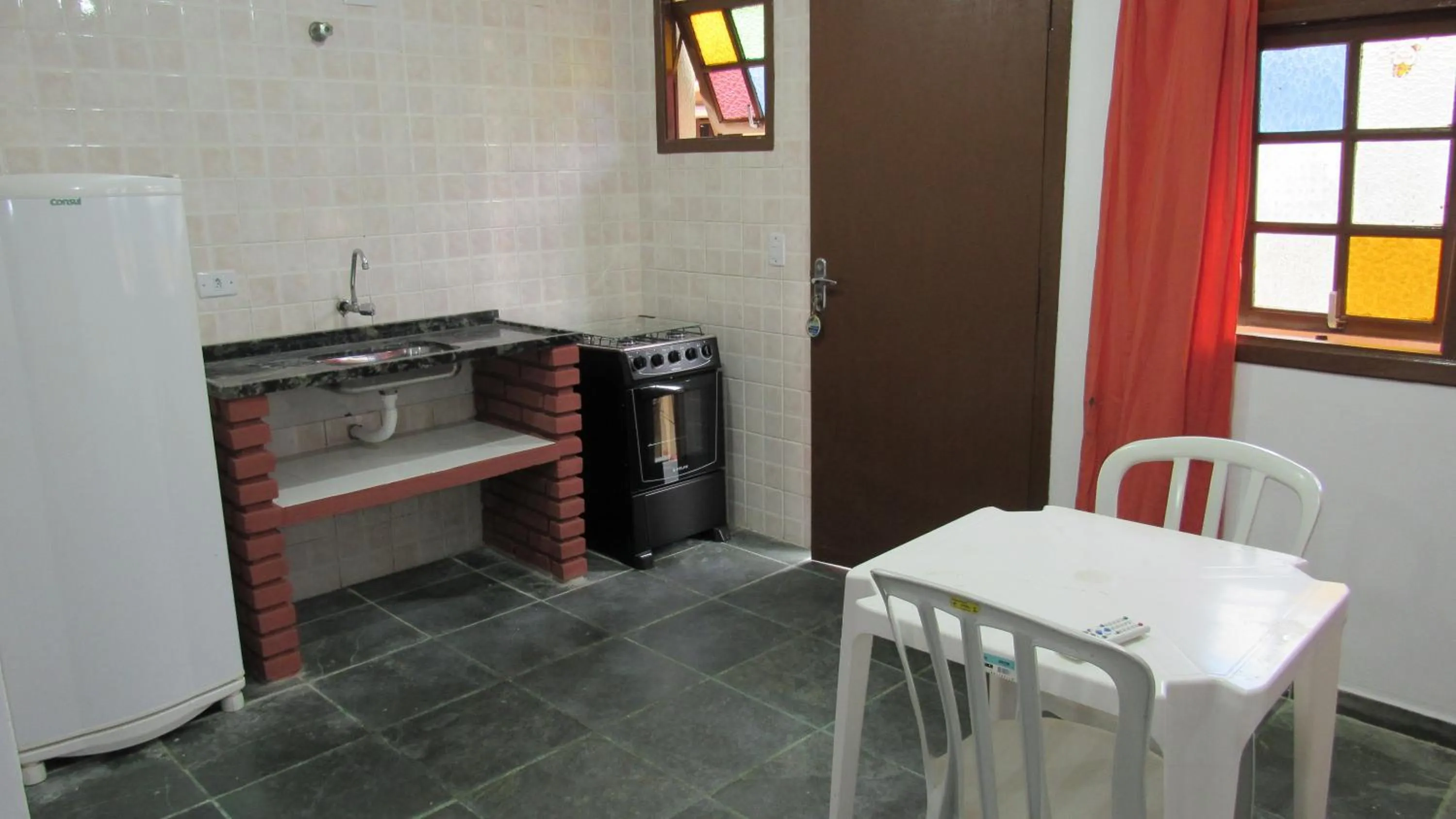 Kitchen or kitchenette in Residencial Chalés Âncora