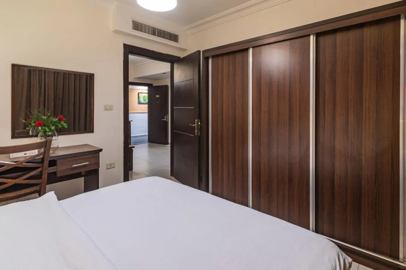 wardrobe, Bed in Lancaster Hotel Apartments-Gardens