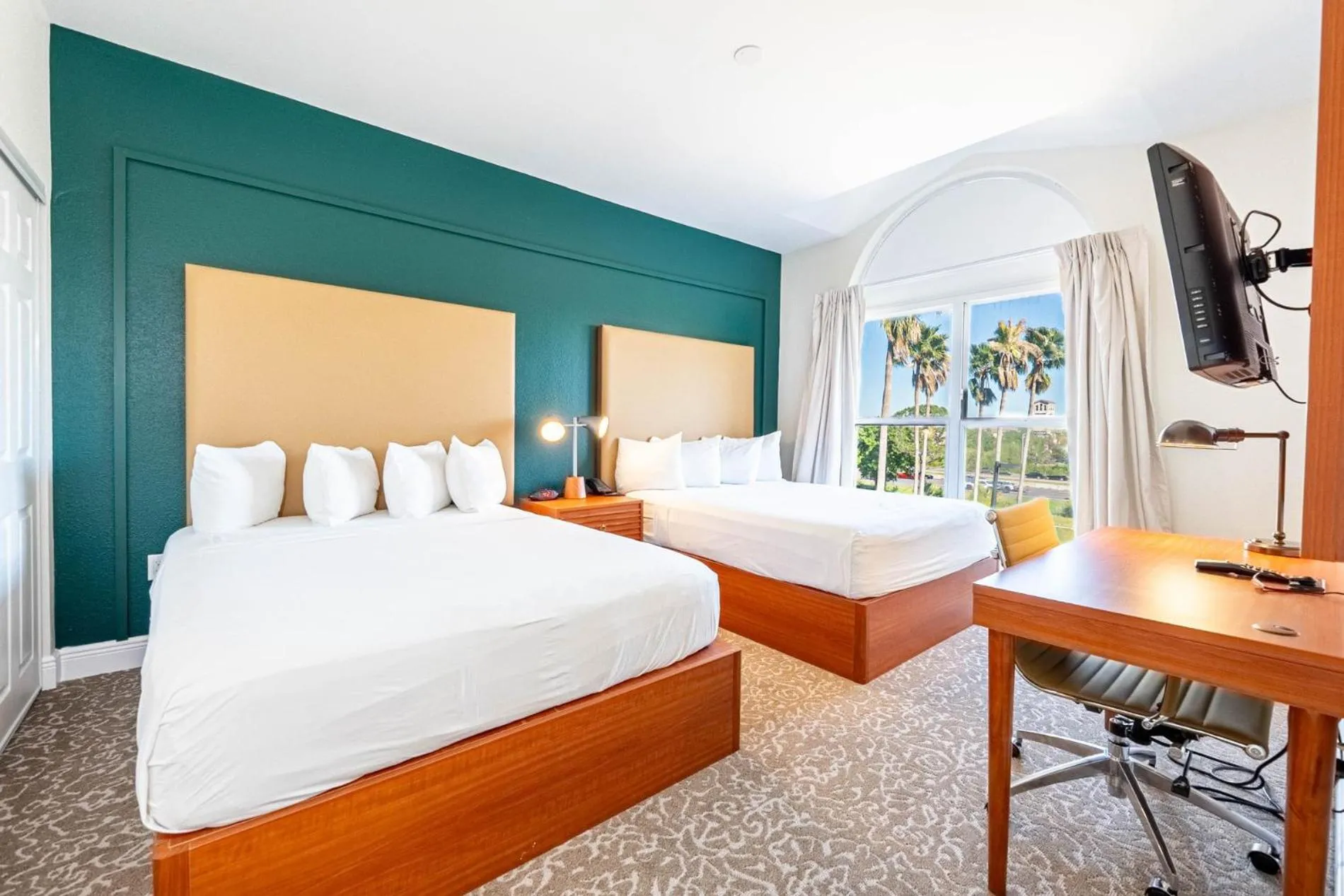 Bedroom, Bed in Montreal Suites Orlando