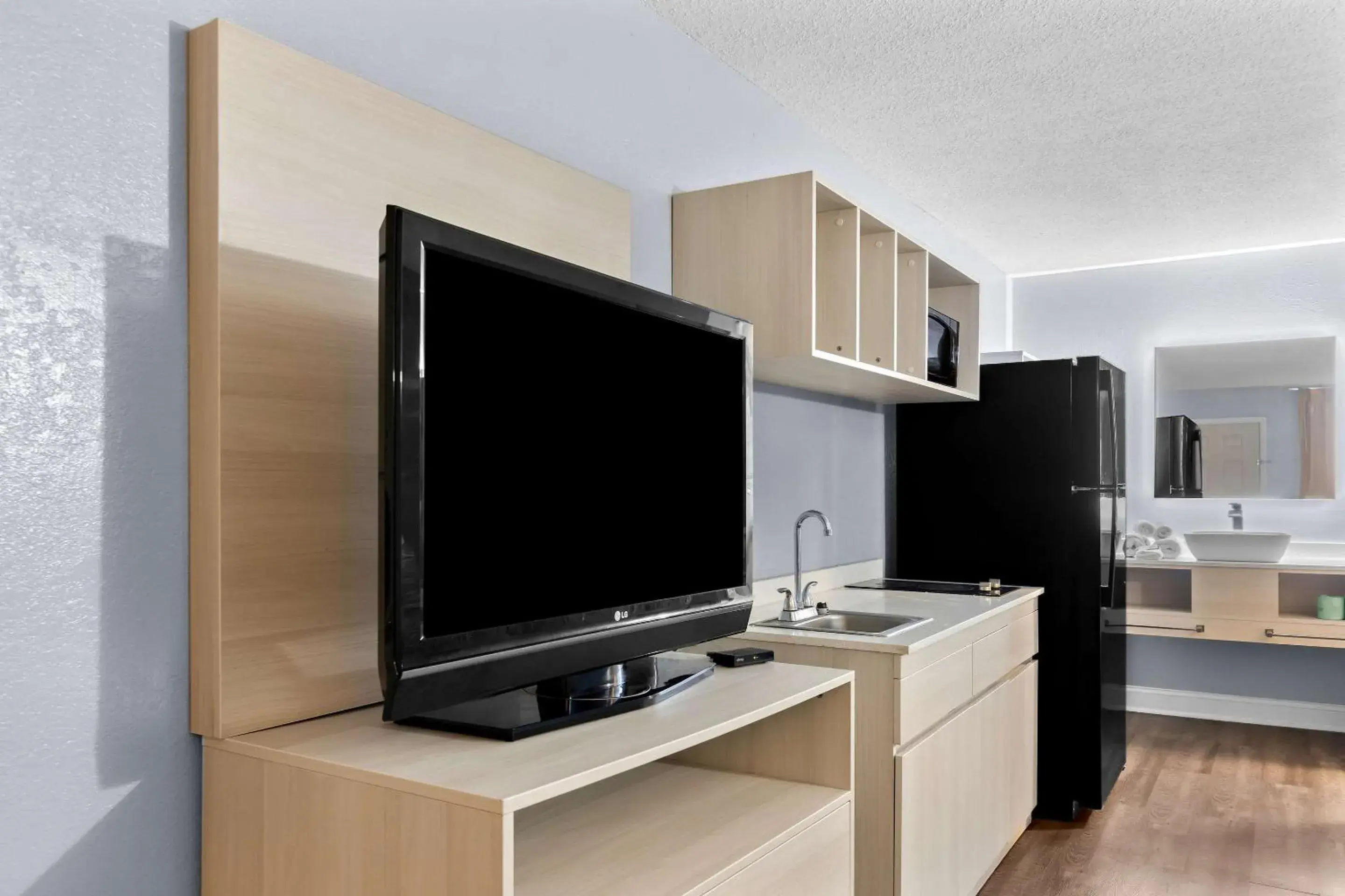 Bedroom in Suburban Studios Brunswick I-95 Bedroom in Suburban Studios Brunswick I-95