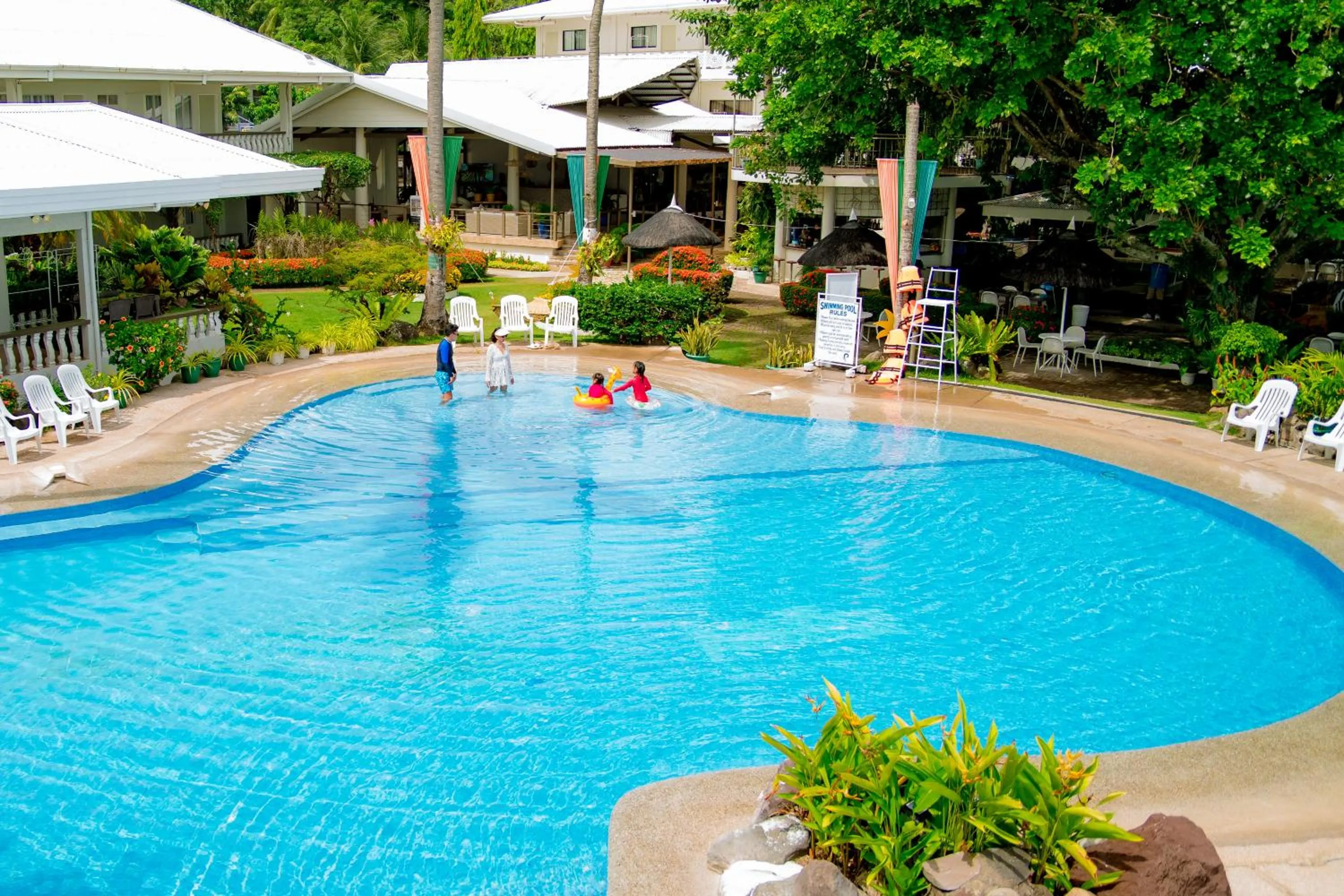 Swimming pool in Paras Beach Resort - Camiguin