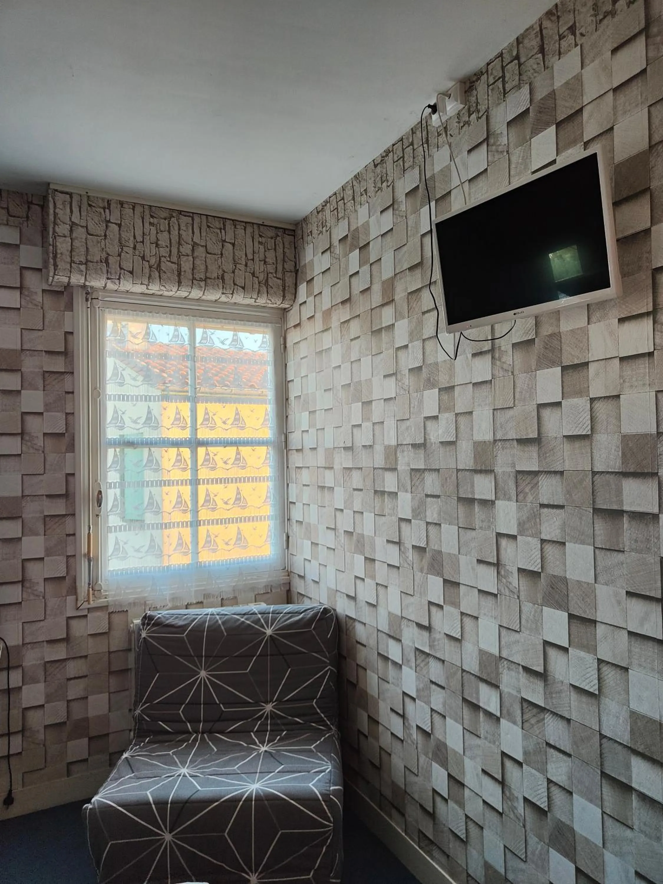 TV and multimedia in Auberge Le Chata