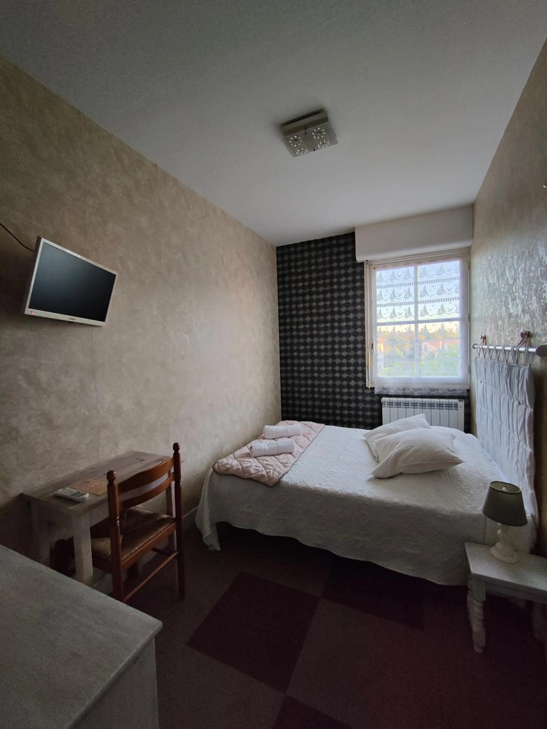 Bed in Auberge Le Chata
