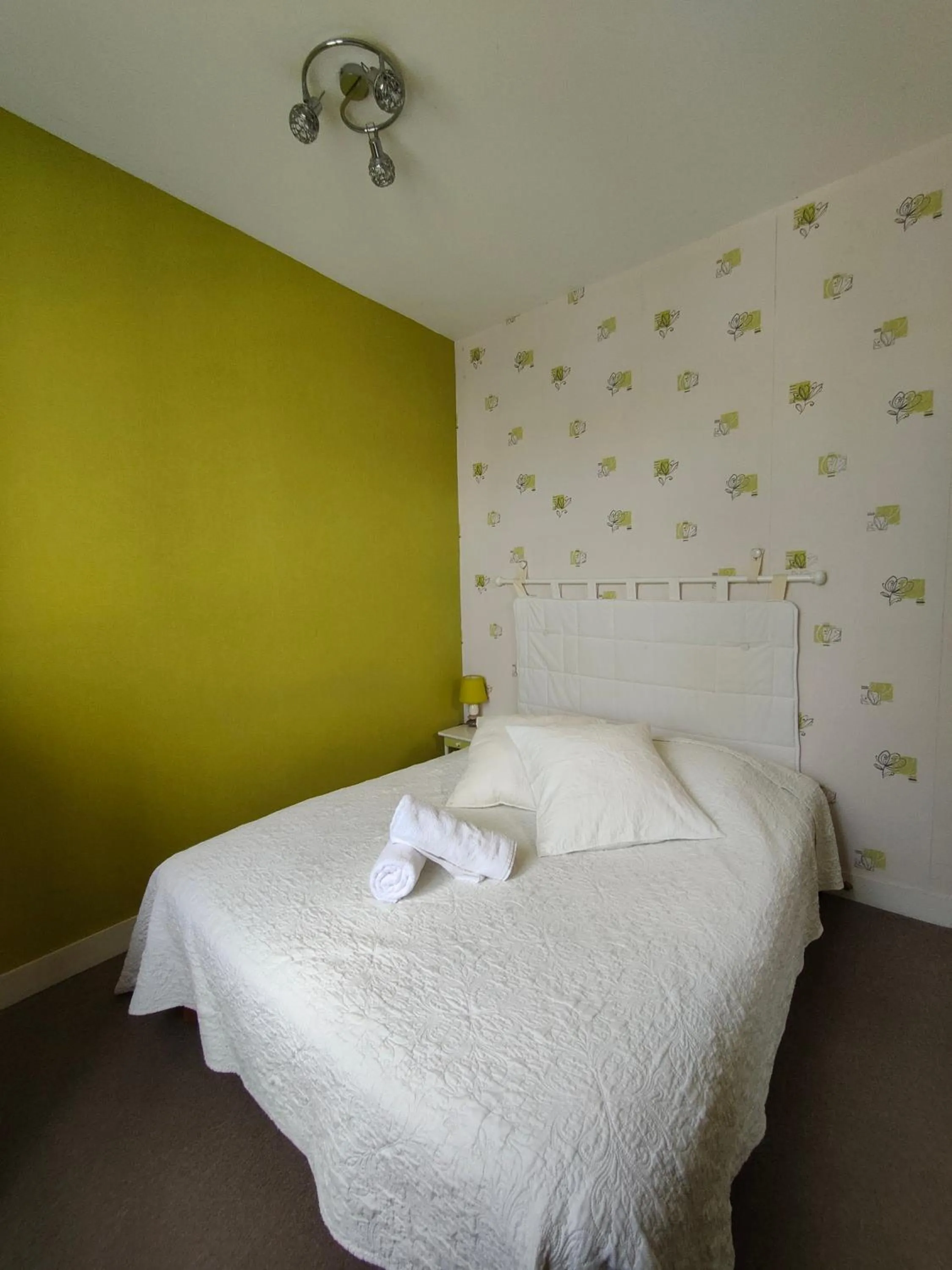 Bed in Auberge Le Chata