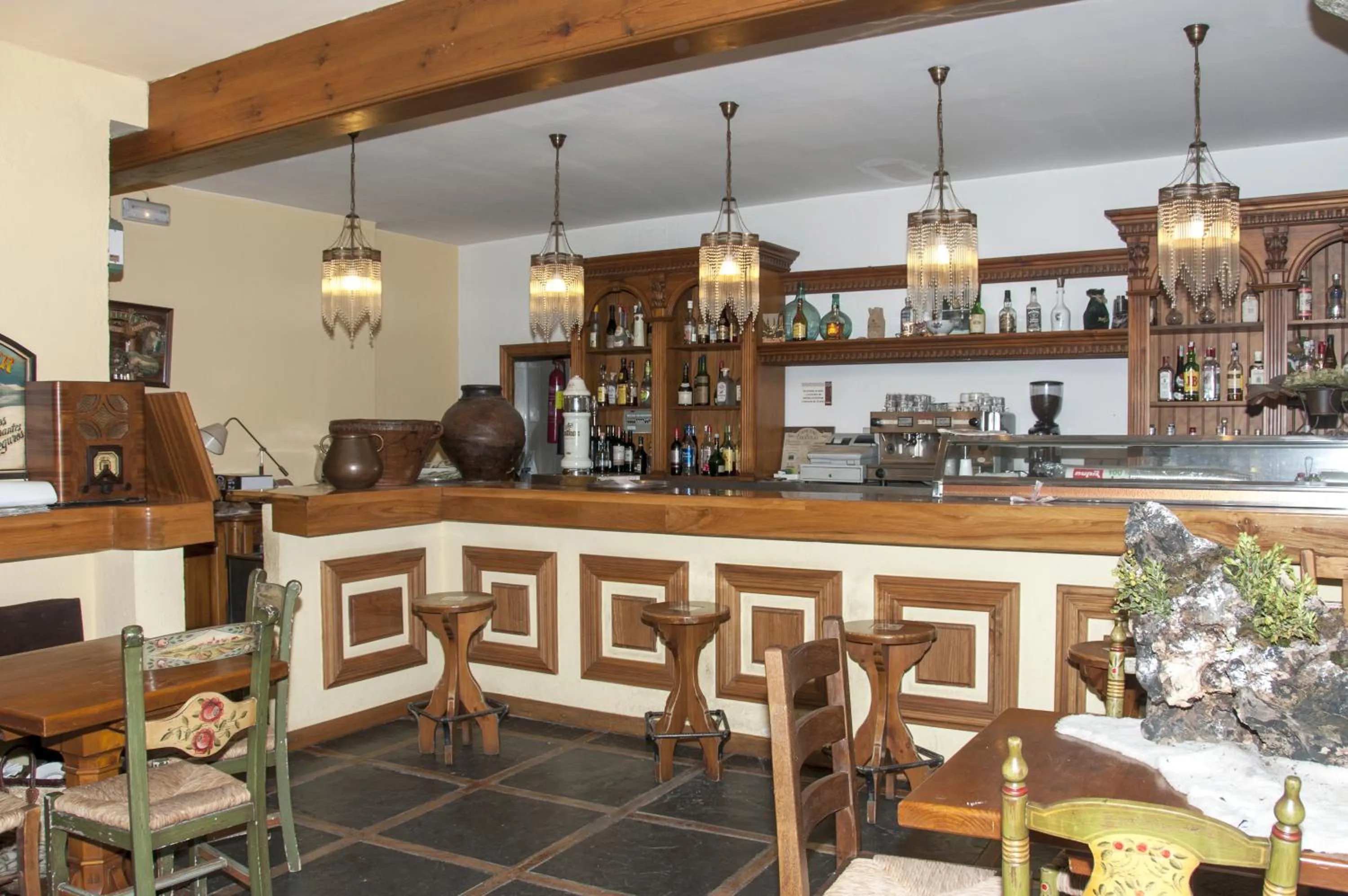 Lounge or bar in San Marsial Benasque Apart Hotel