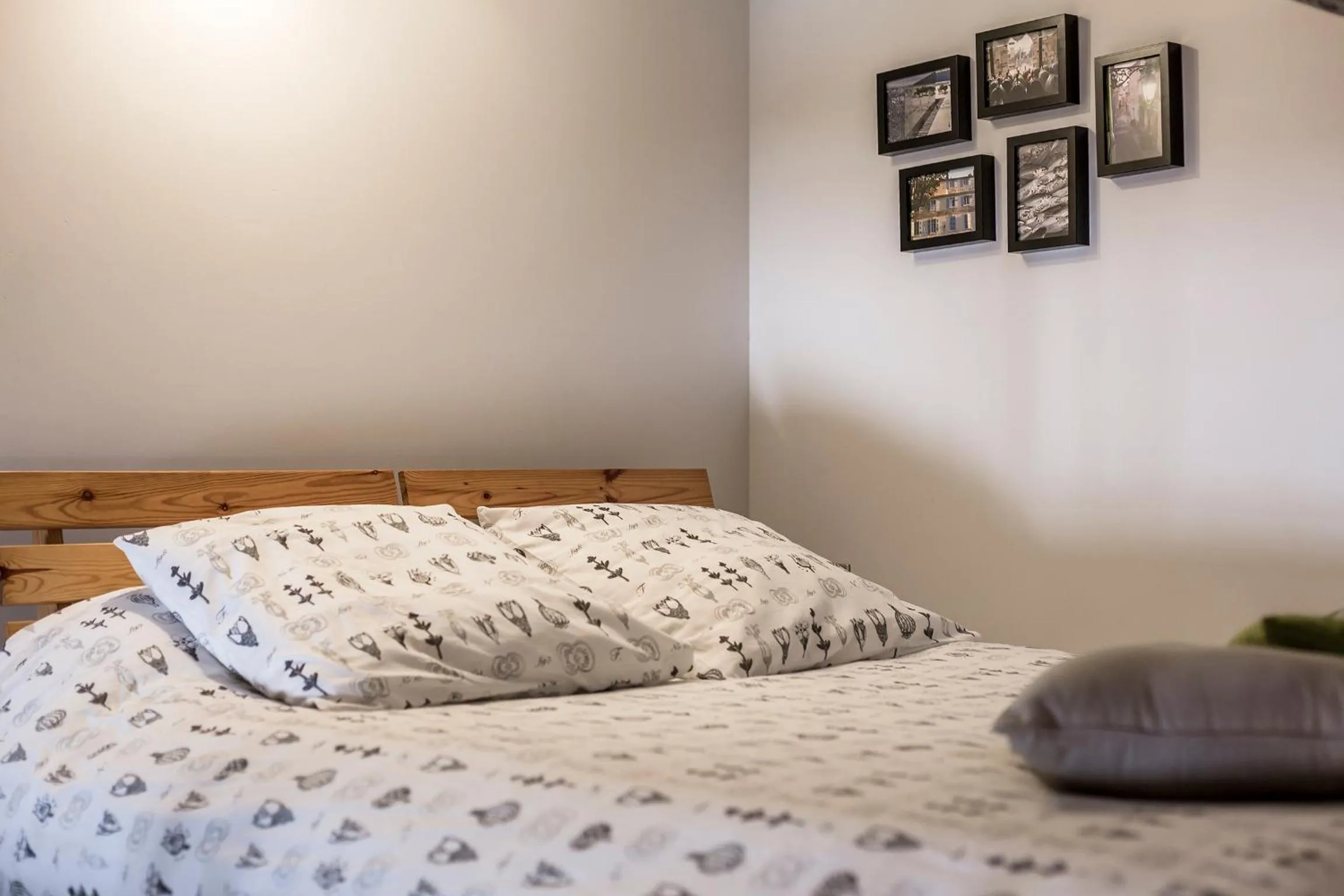 Bed in Appartements "La Chambre D'Ami"