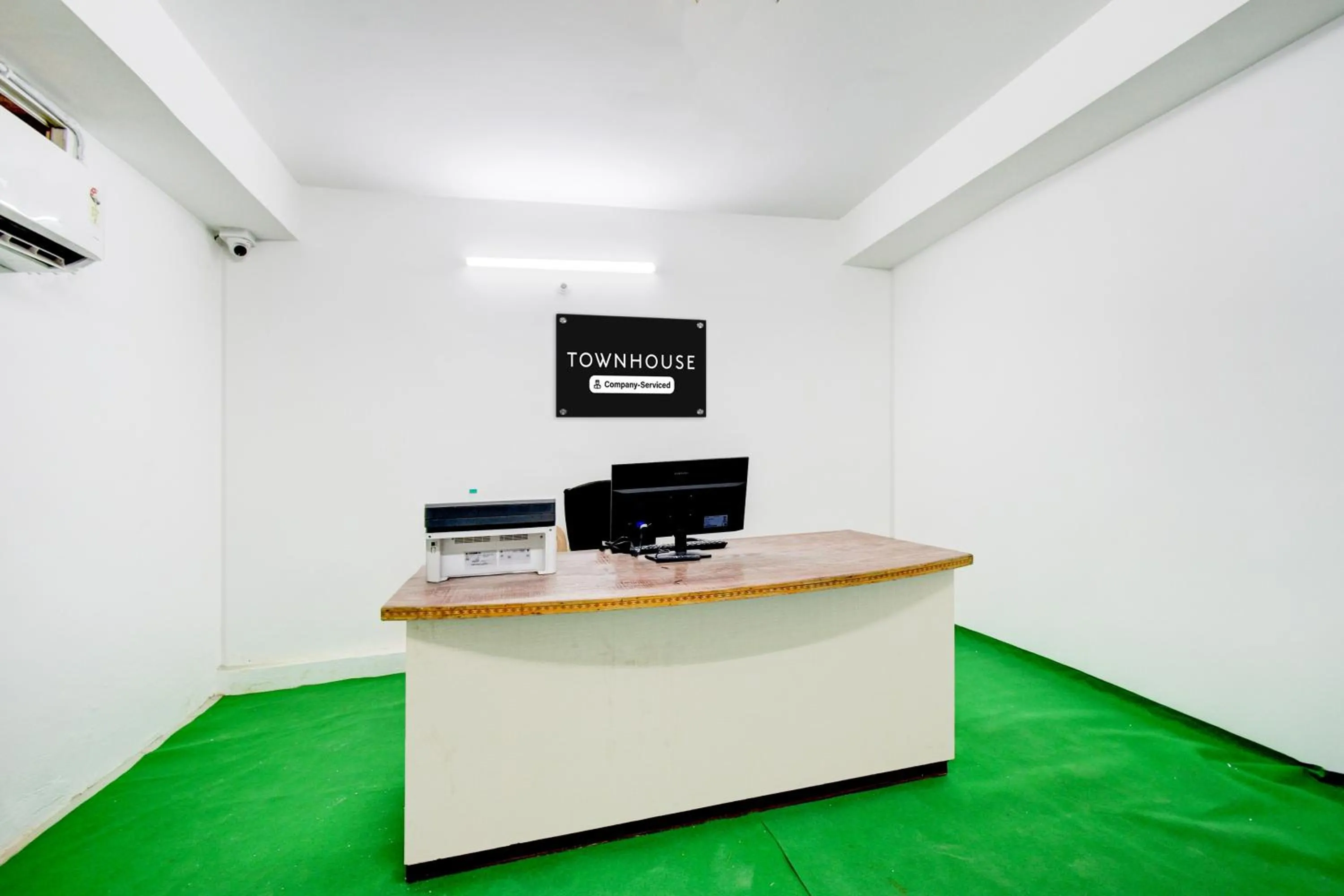 Lobby or reception in Super Townhouse LB Nagar Metro Station