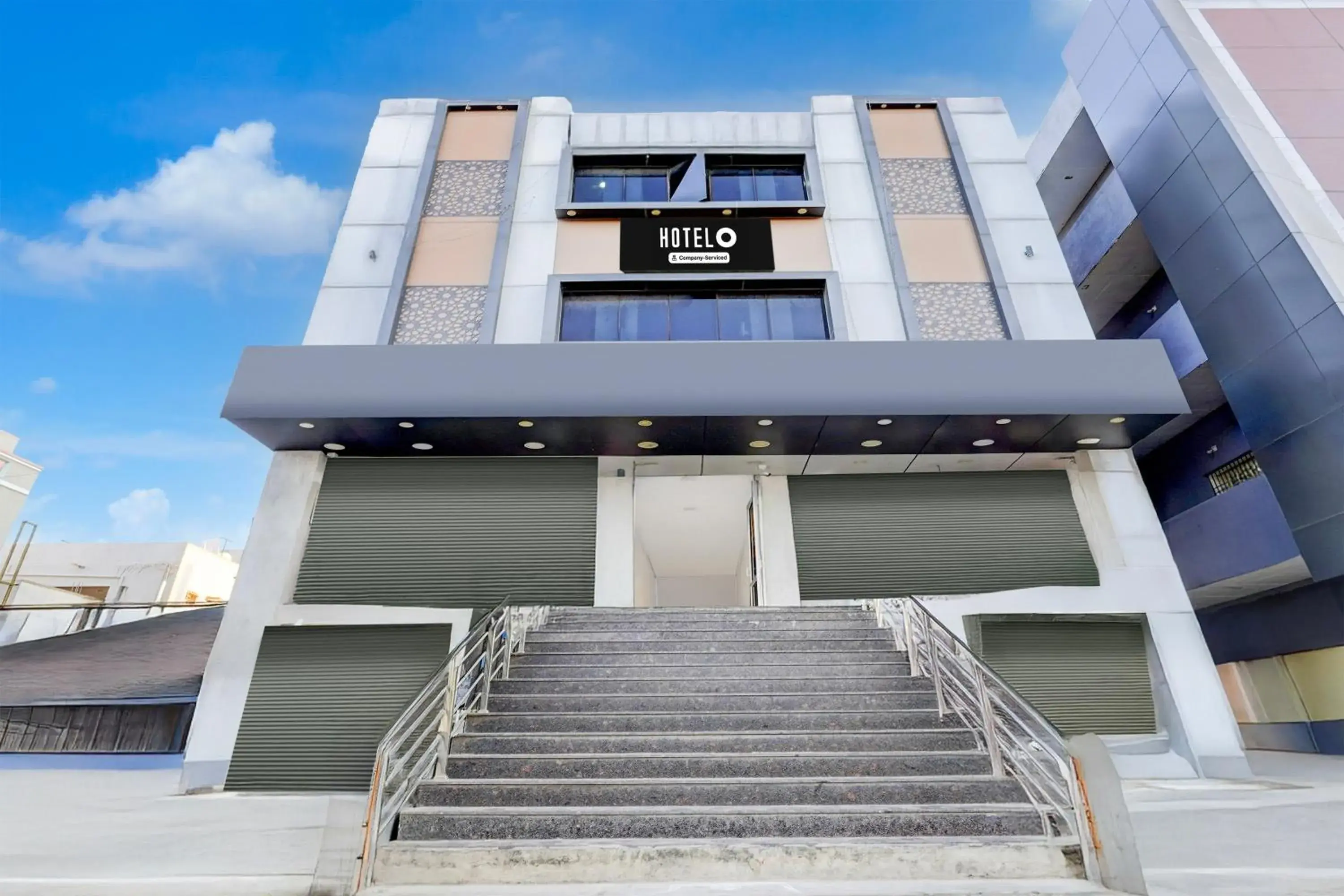 Super Hotel O Airport Road Near Leela Mahal Super Hotel O Airport Road Near Leela Mahal