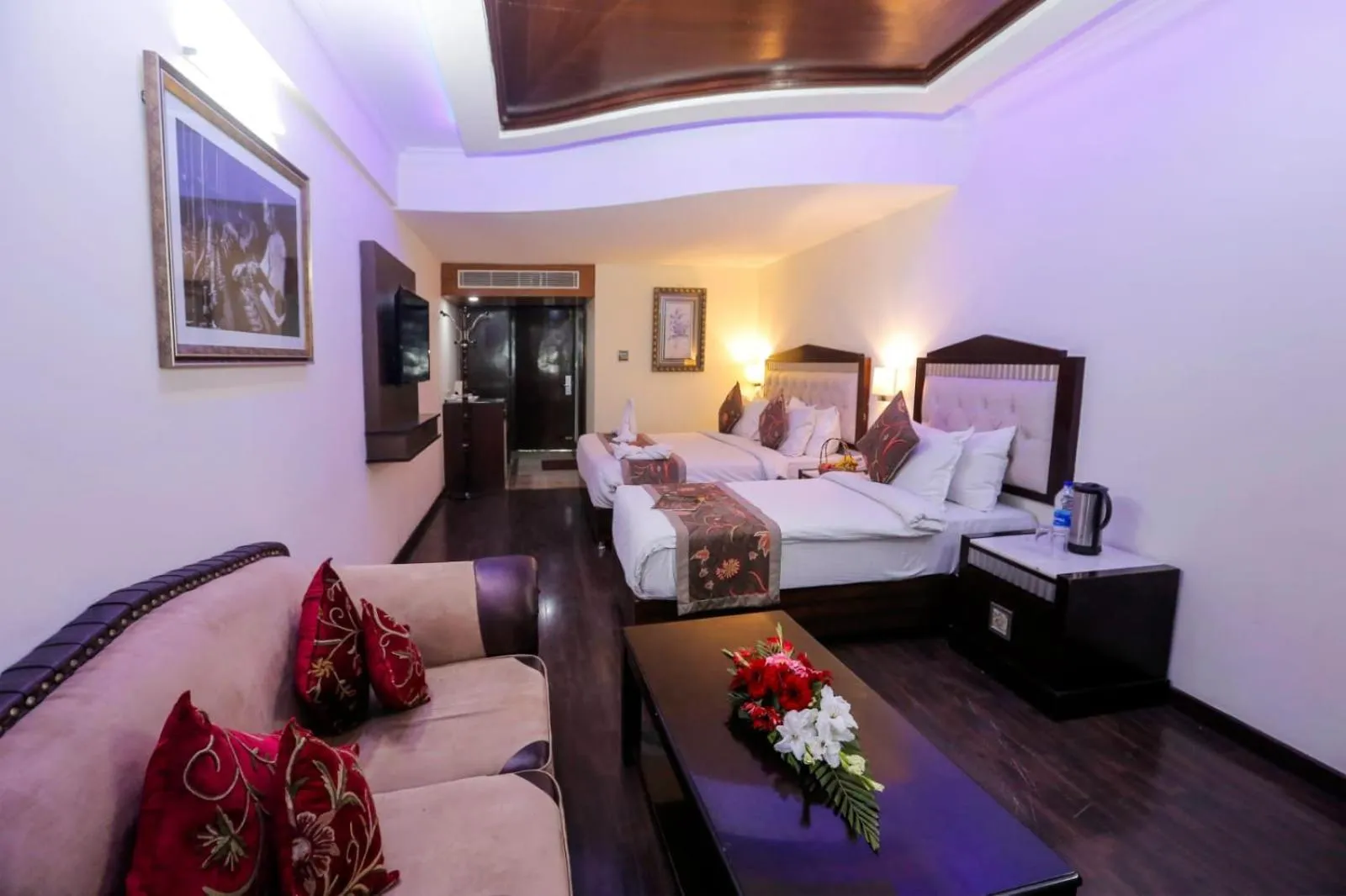 Photo of the whole room in Hotel The Residency Srinagar