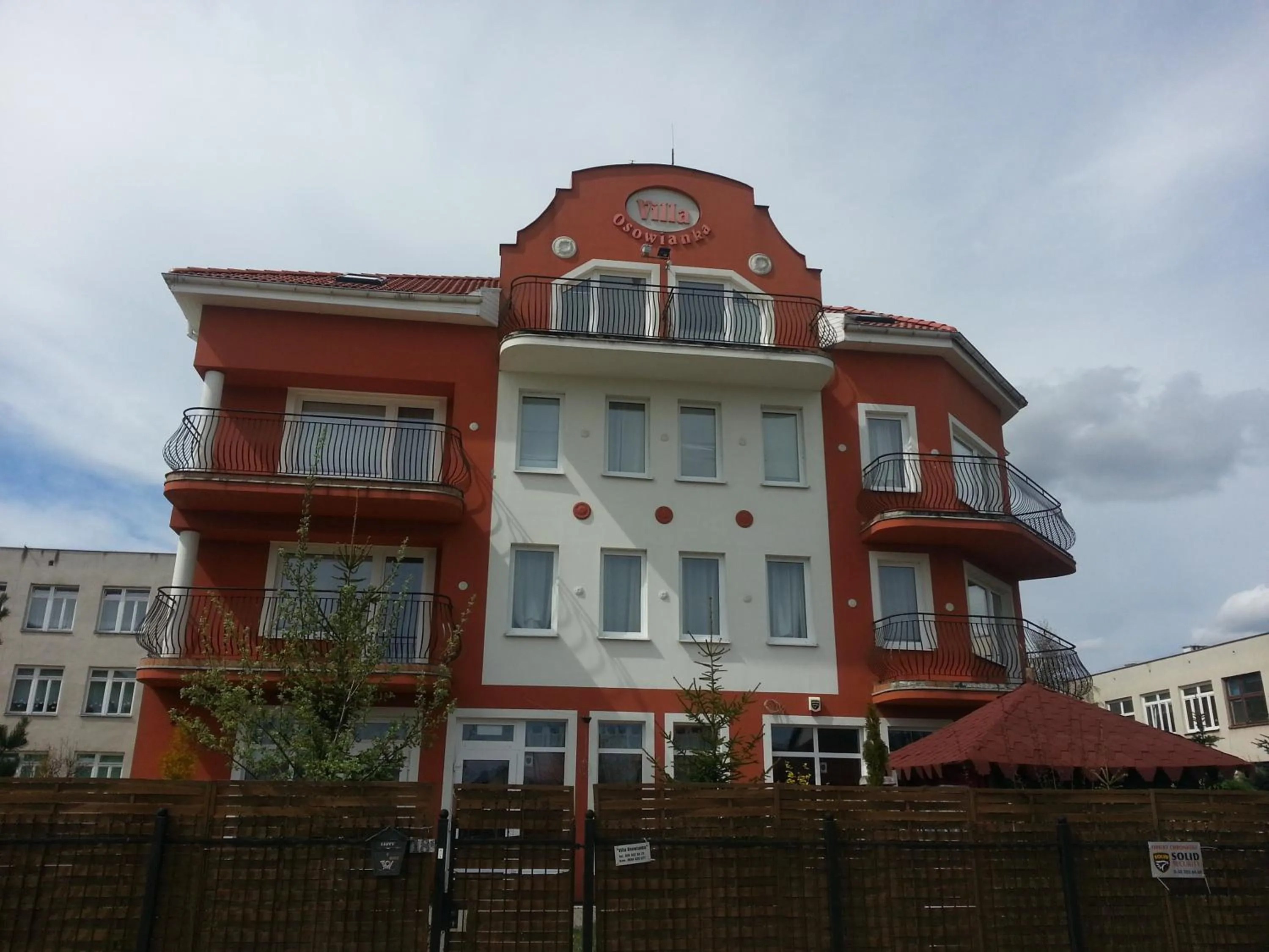 Property building in Villa Osowianka