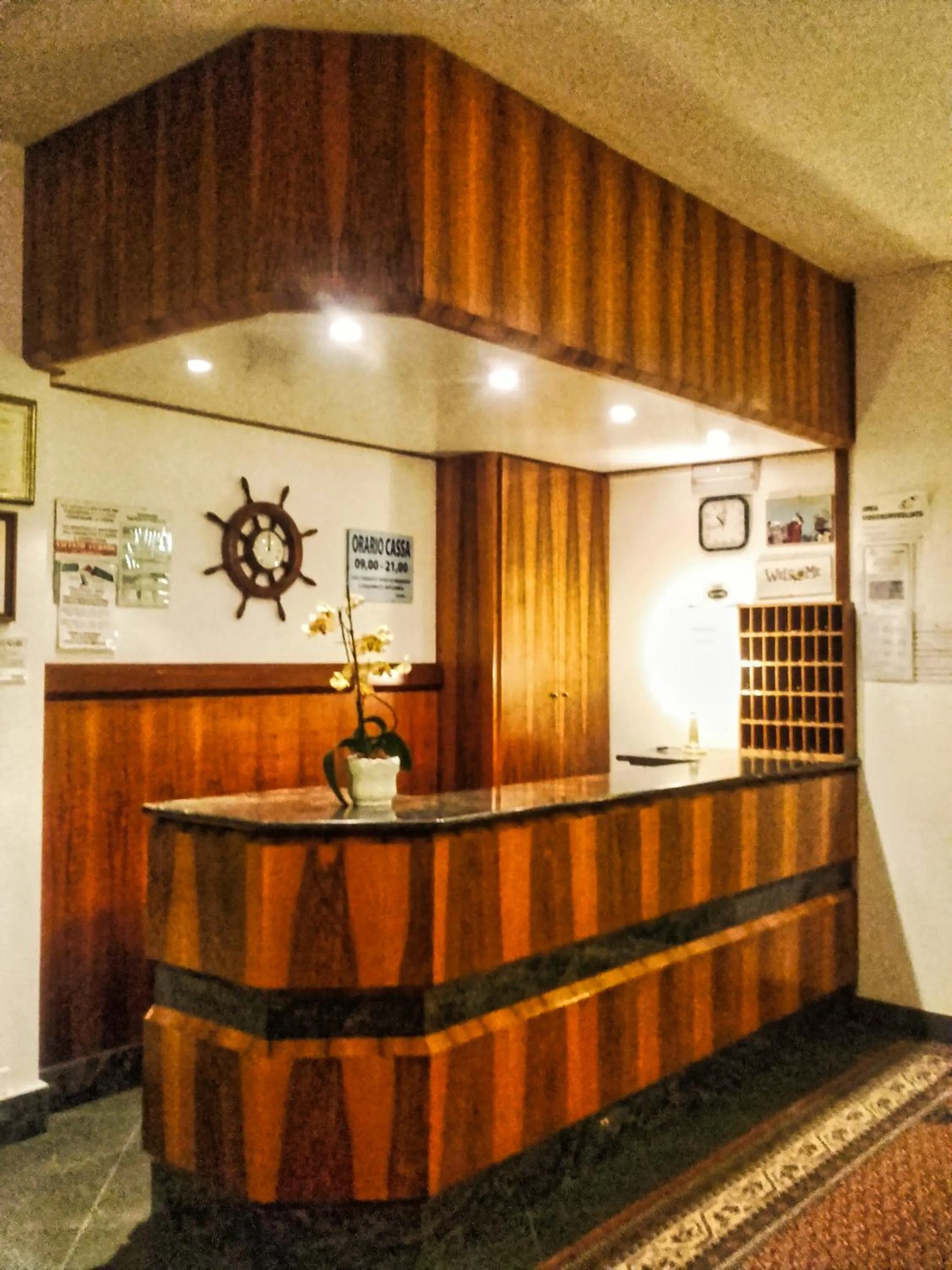 Hotel Caesar Bed and Breakfast