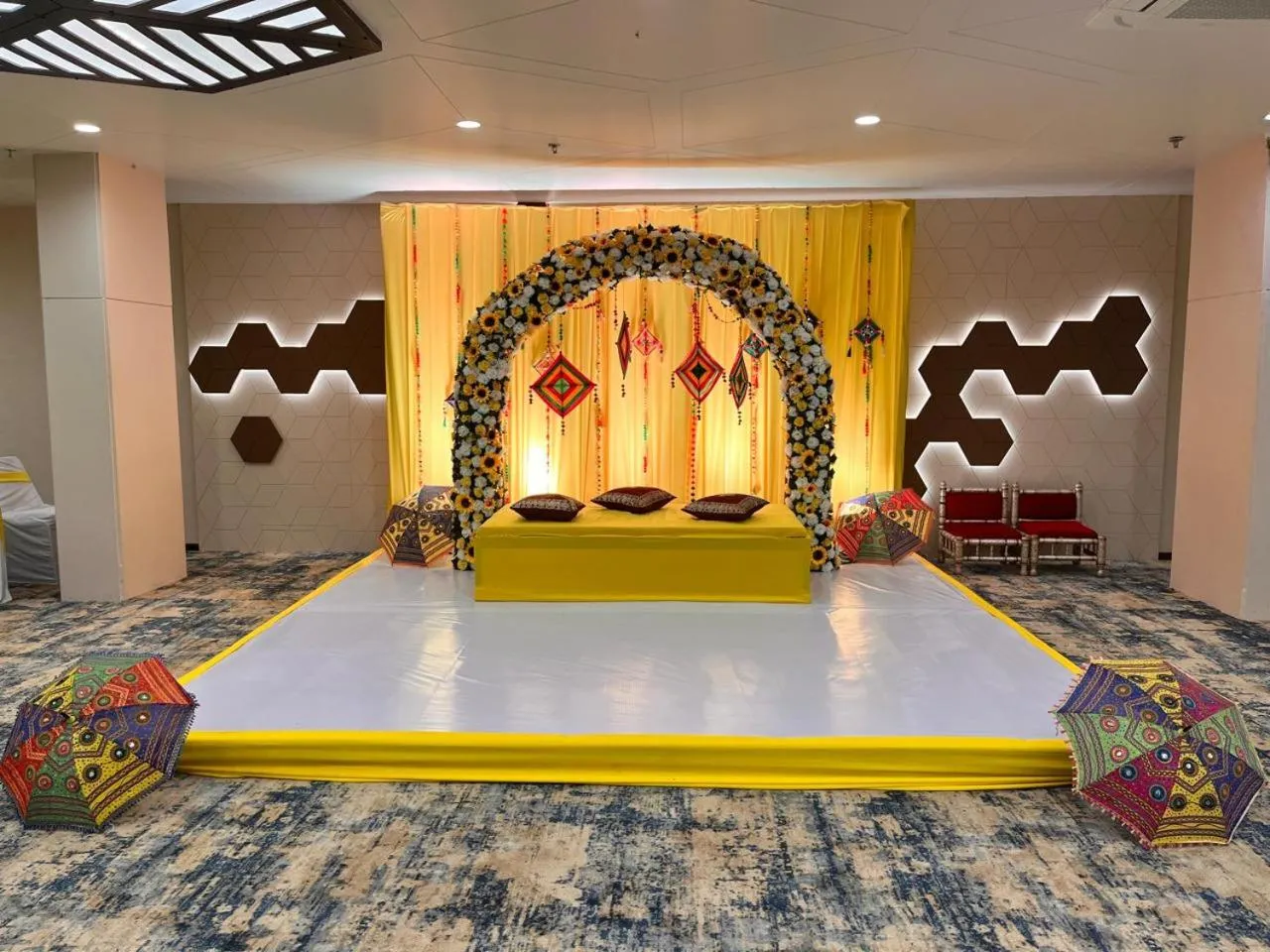 Banquet/Function facilities in Pam Premium Hotel Vadodara