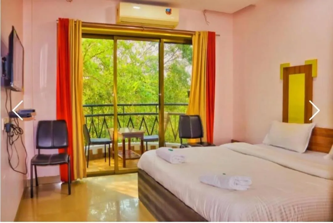 Deluxe Double Room with Balcony in Hotel Laxmi Residency