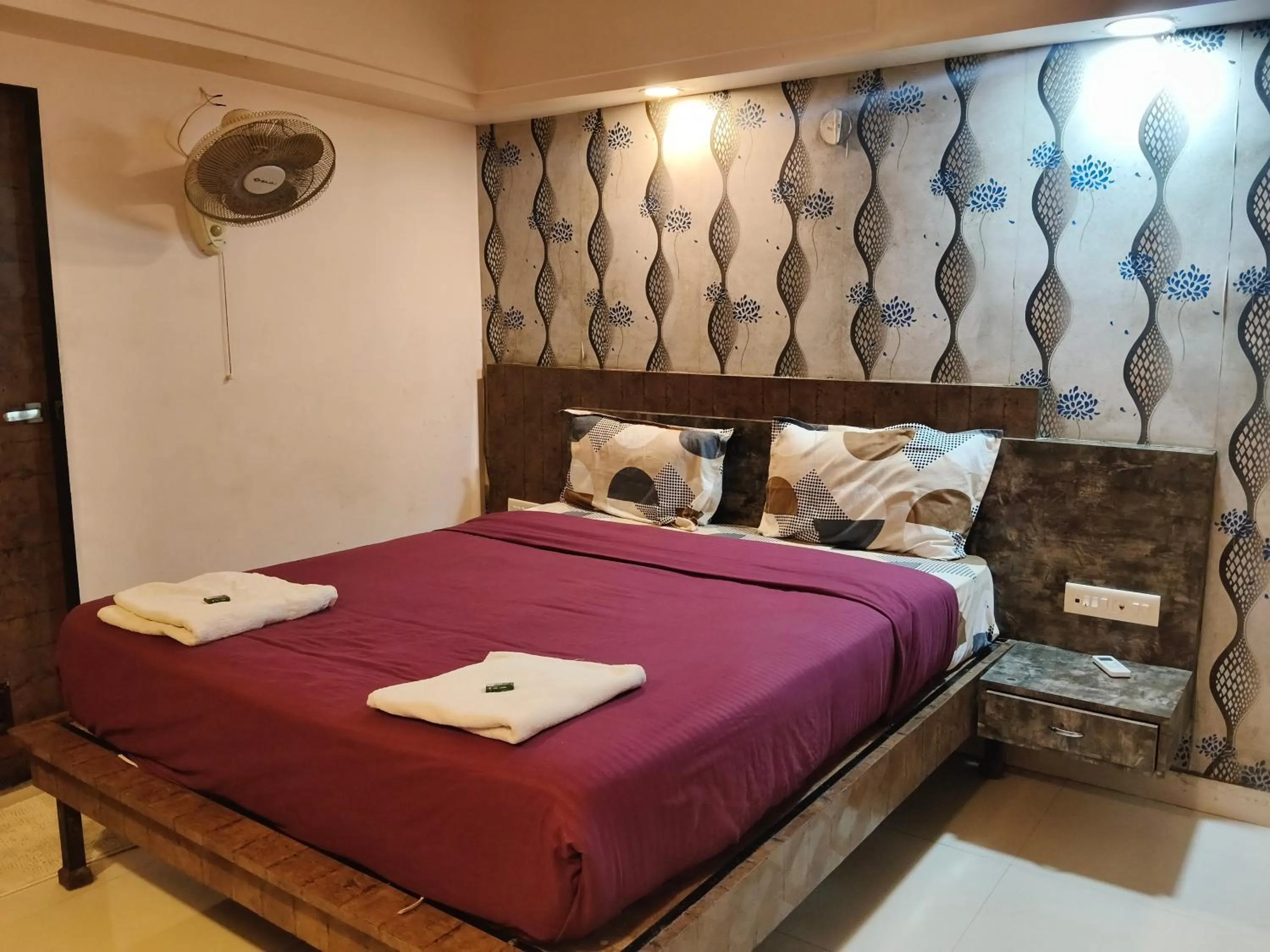 Bed in Hotel Laxmi Residency