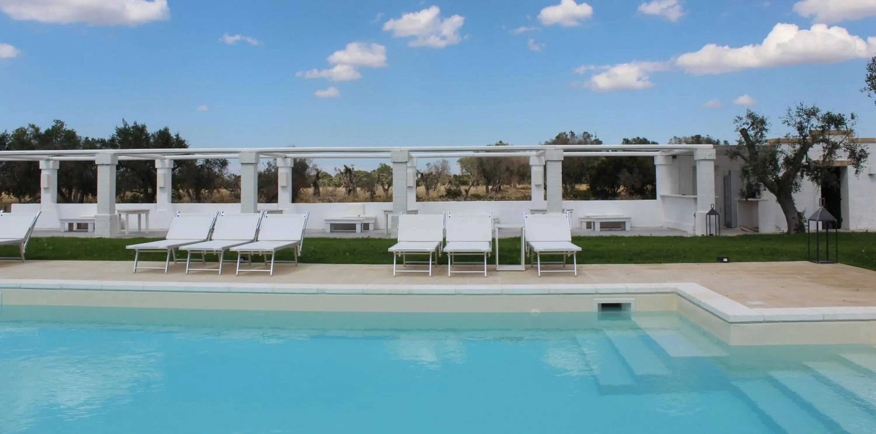 Swimming pool in Masseria Fulcignano