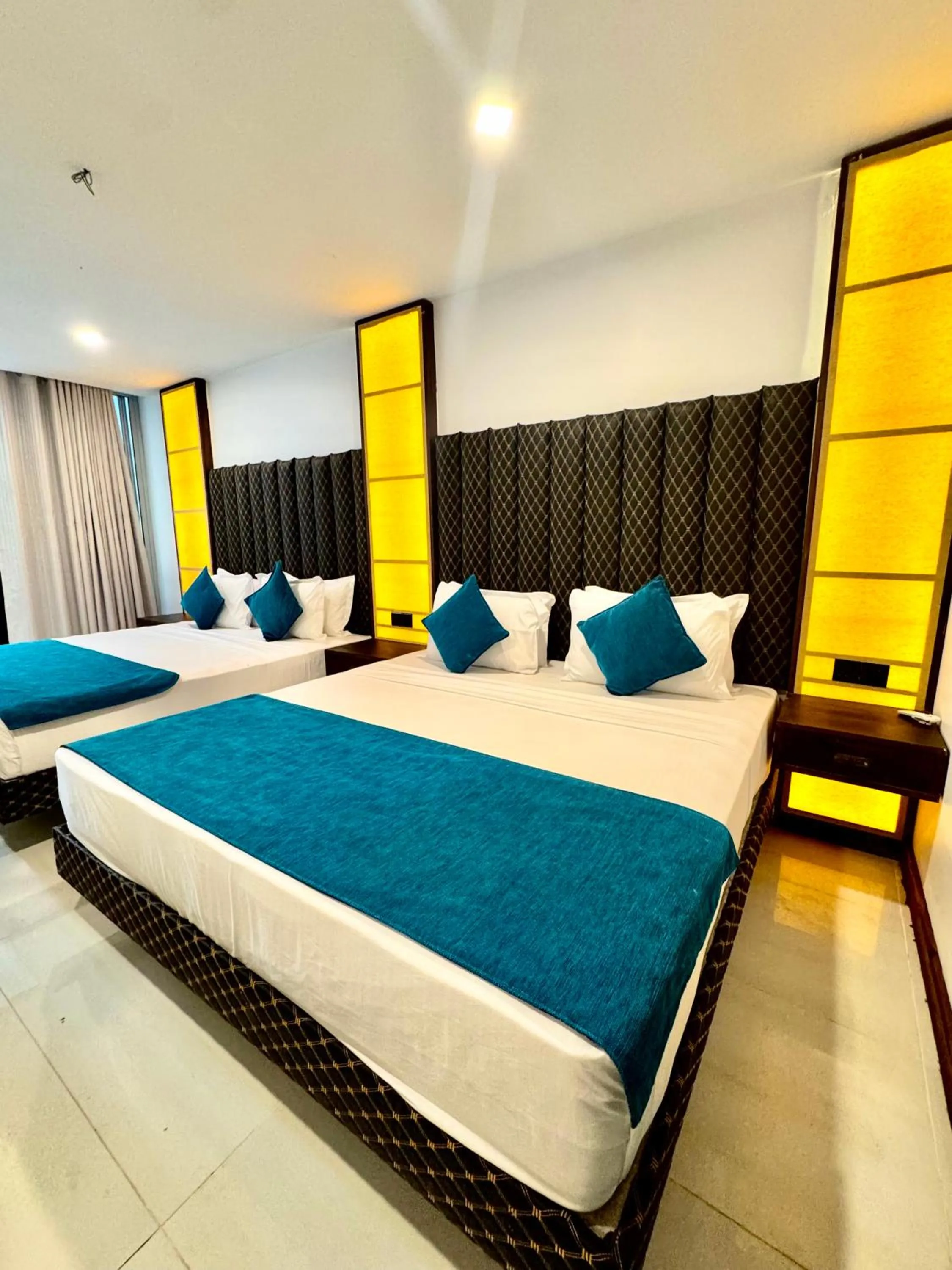 Bedroom, Bed in Sundaras Family Suites