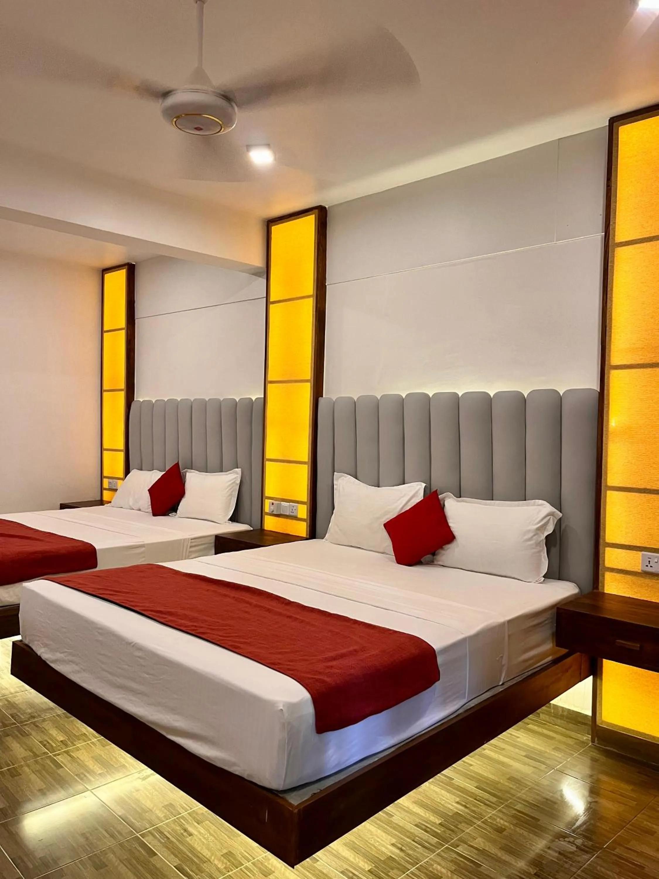 Photo of the whole room, Bed in Sundaras Family Suites