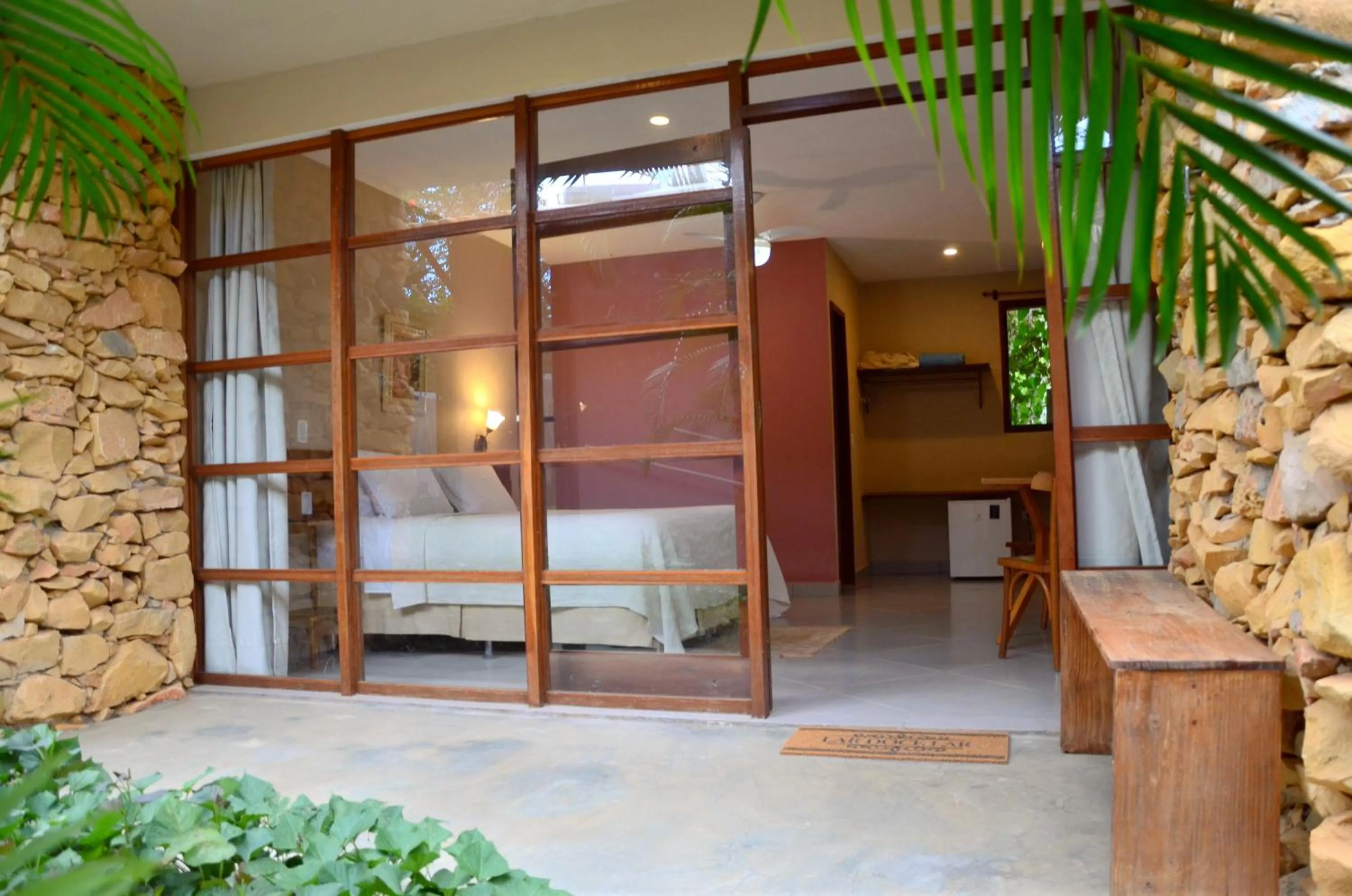 Photo of the whole room in Pousada Zazen