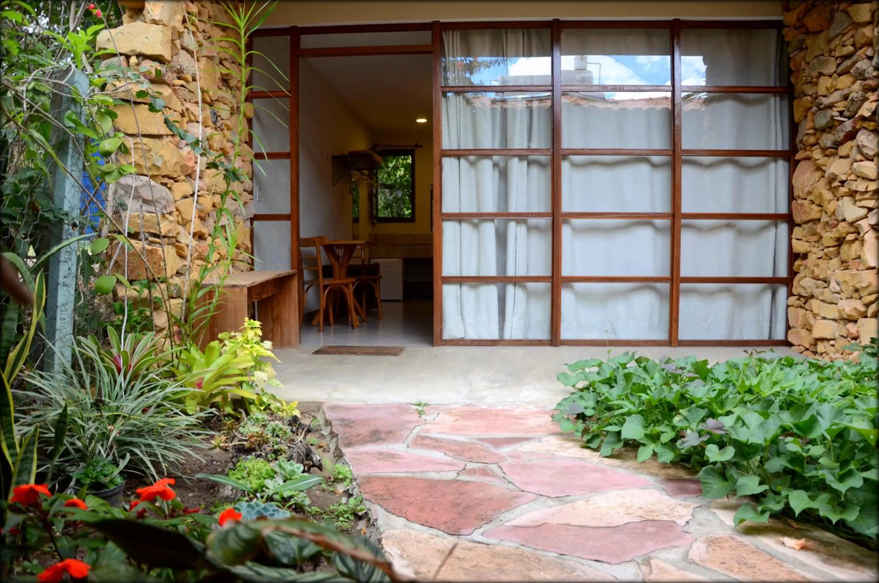 Facade/entrance in Pousada Zazen