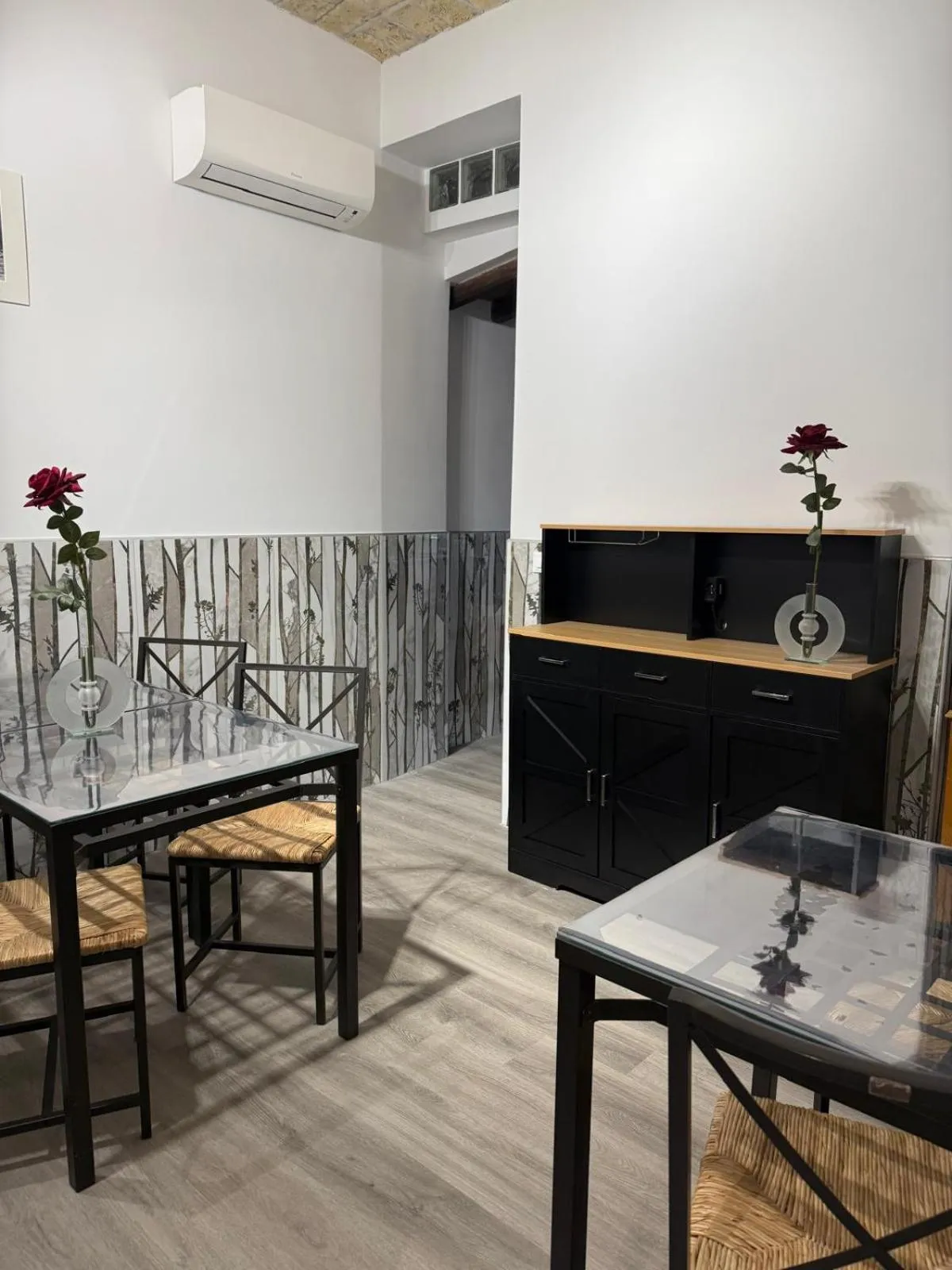 Buffet breakfast in FoffoSuite