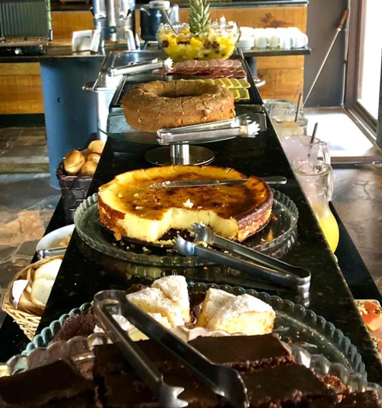 Breakfast in Lira Apart Hotel