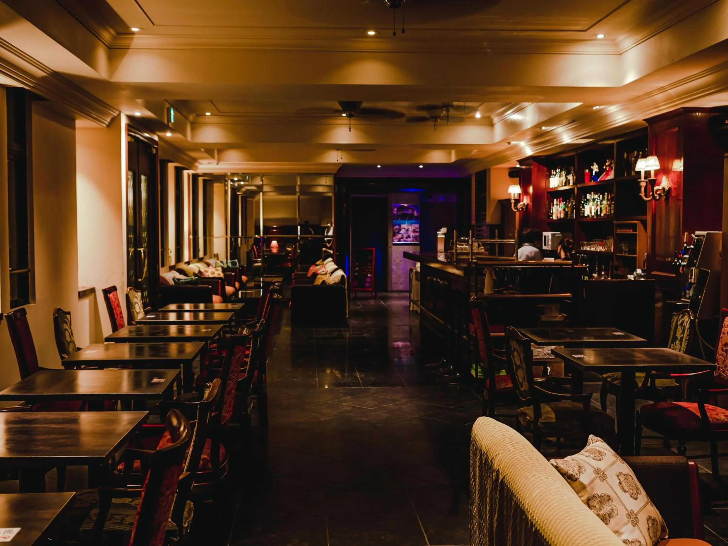 Lounge or bar in Van Cort Landt Hotel