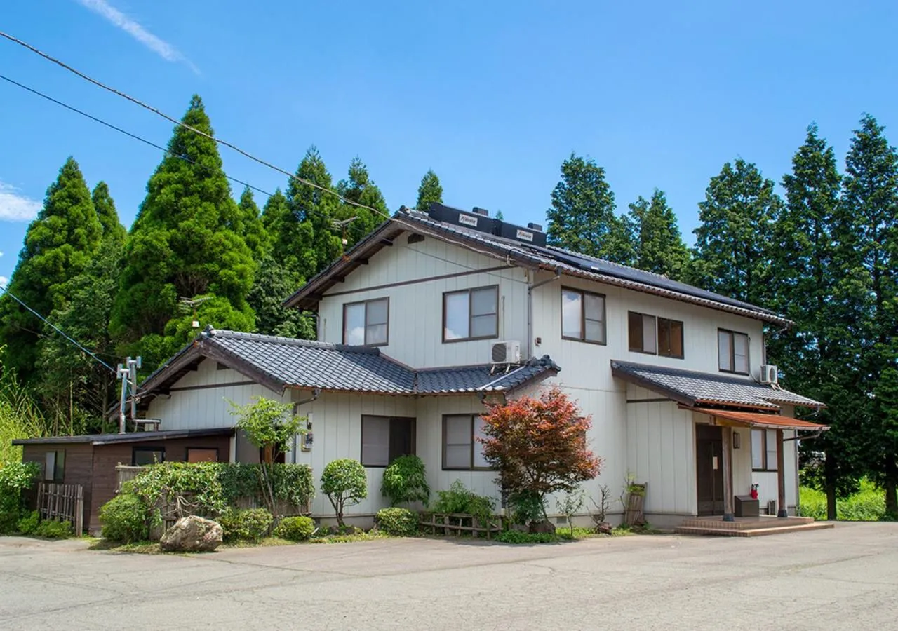 Property building in Asobe