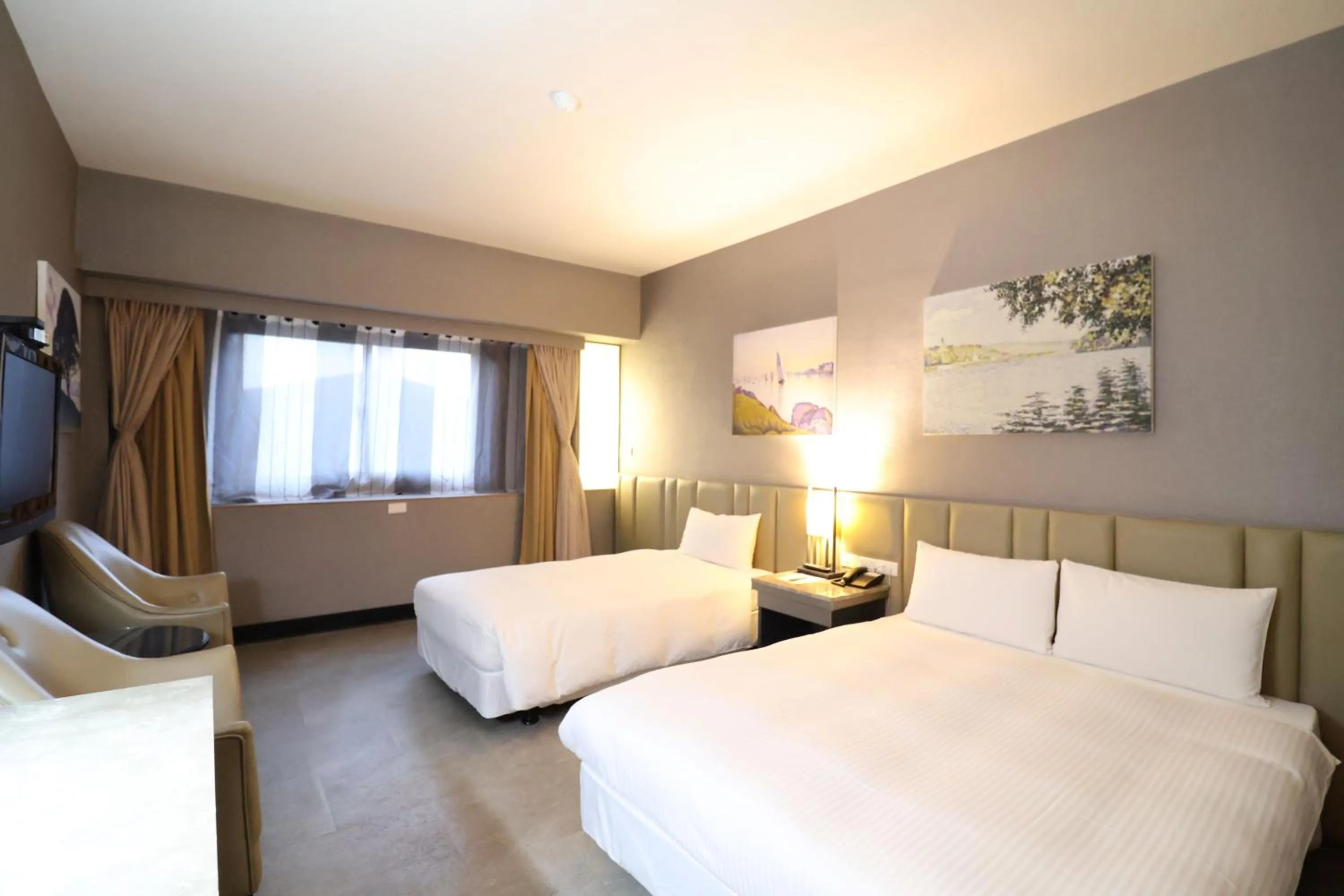 Bedroom, Bed in Kaohsiung Ahotel