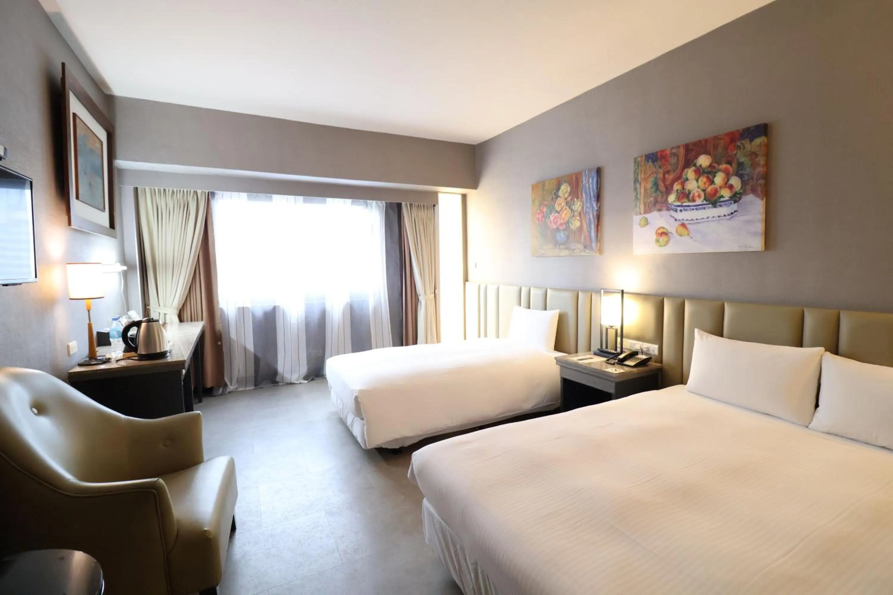 Bedroom, Bed in Kaohsiung Ahotel