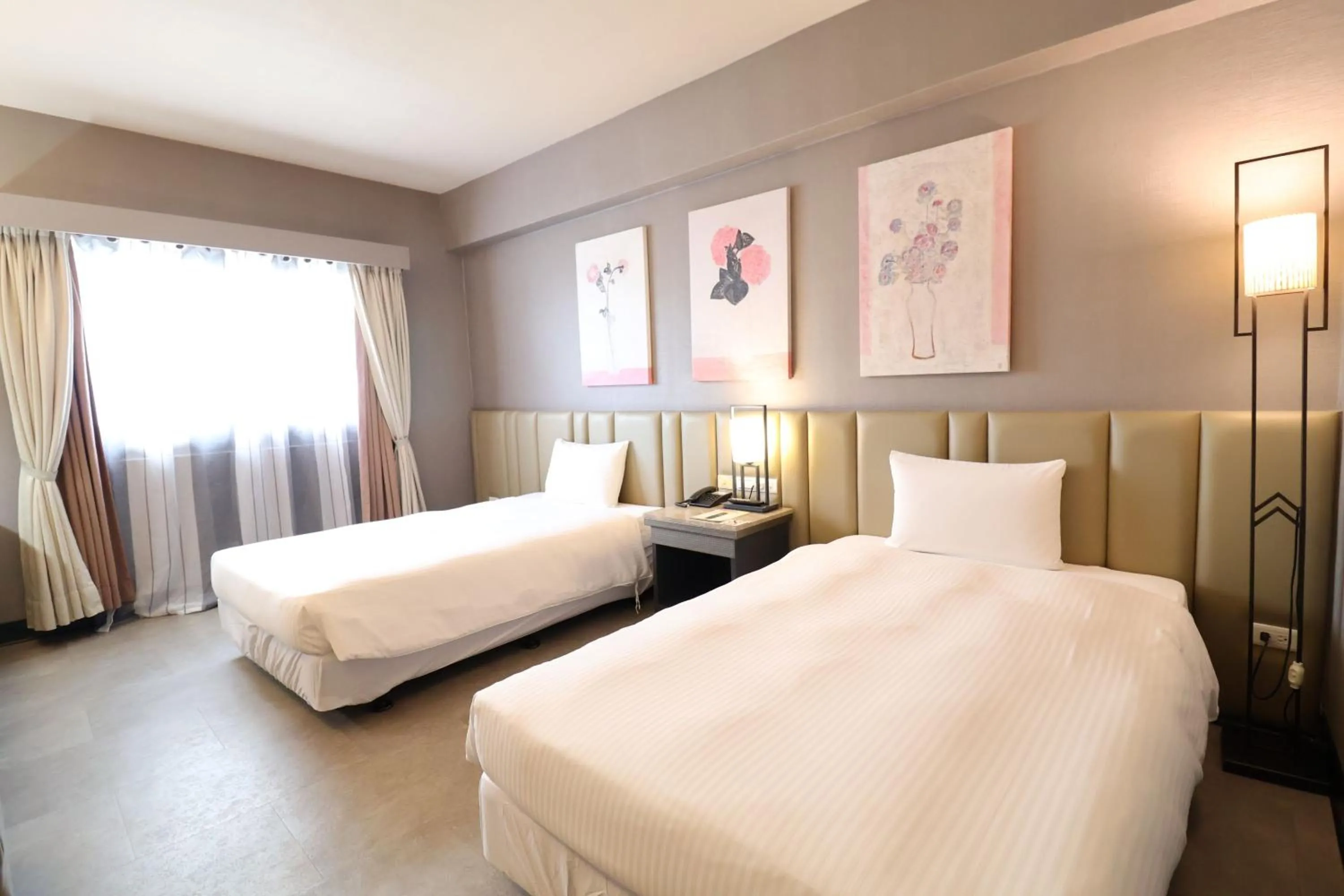 Bed in Kaohsiung Ahotel