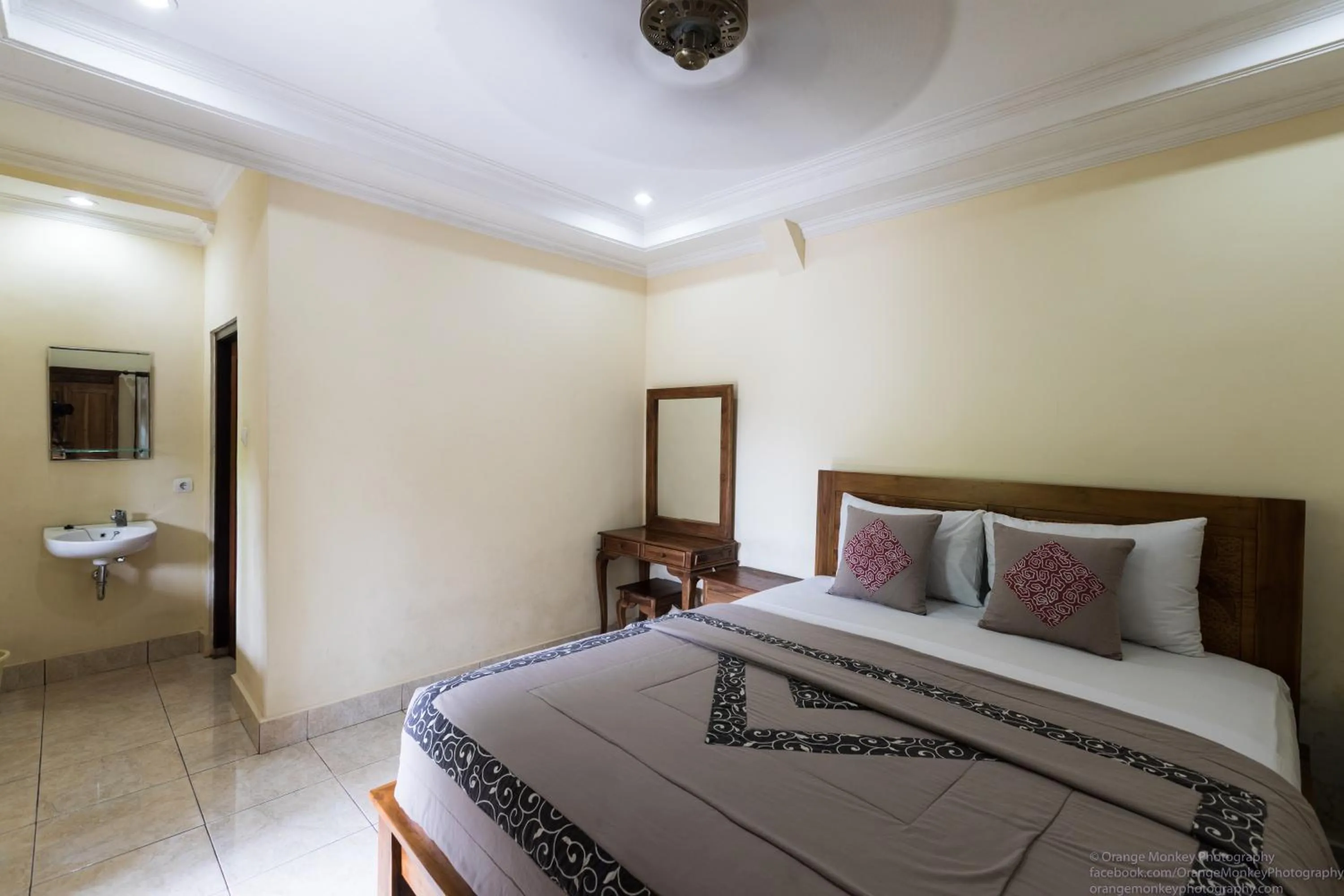 Bedroom, Bed in Sudiana House