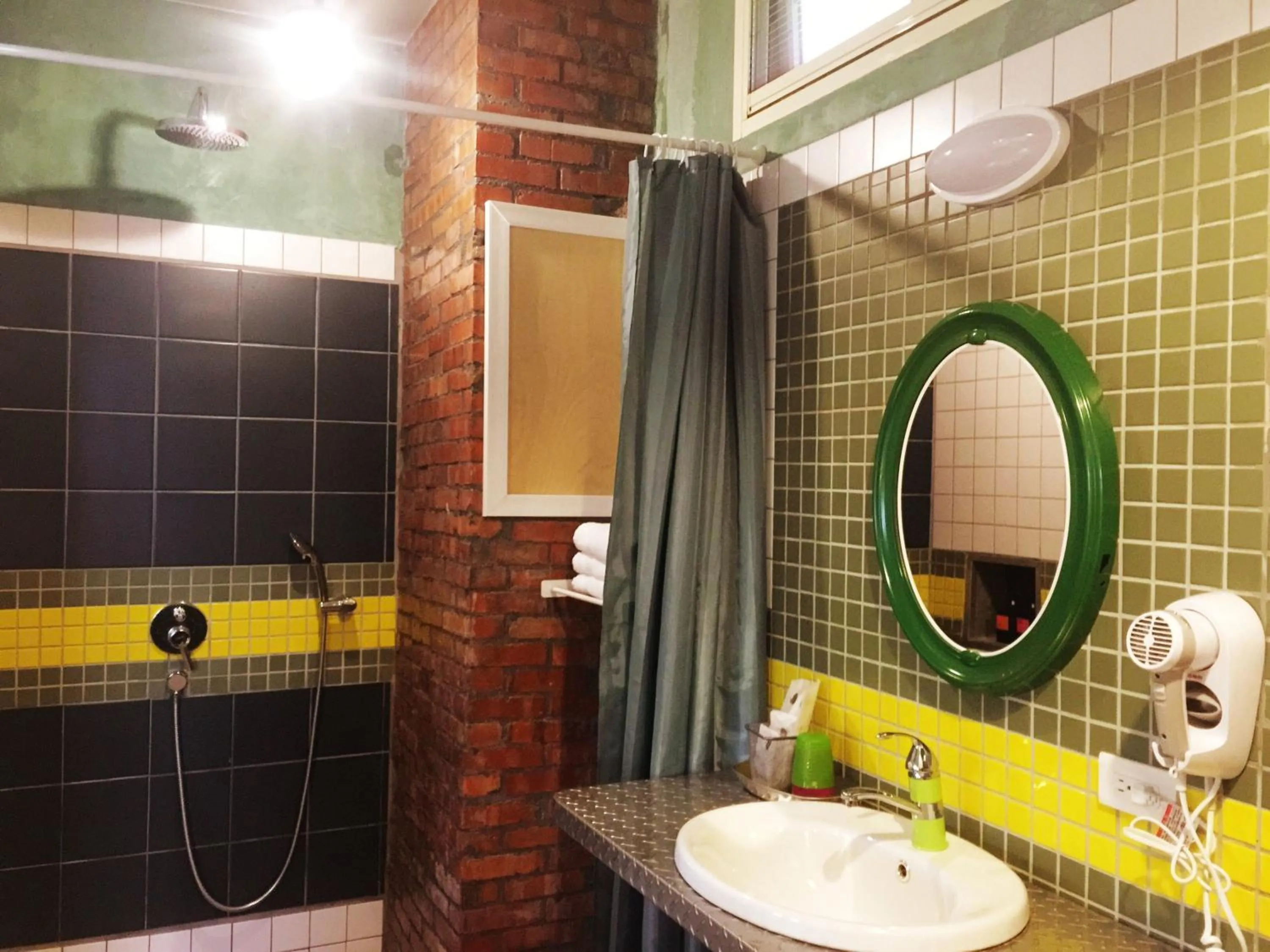 Bathroom in MiCarro B&B