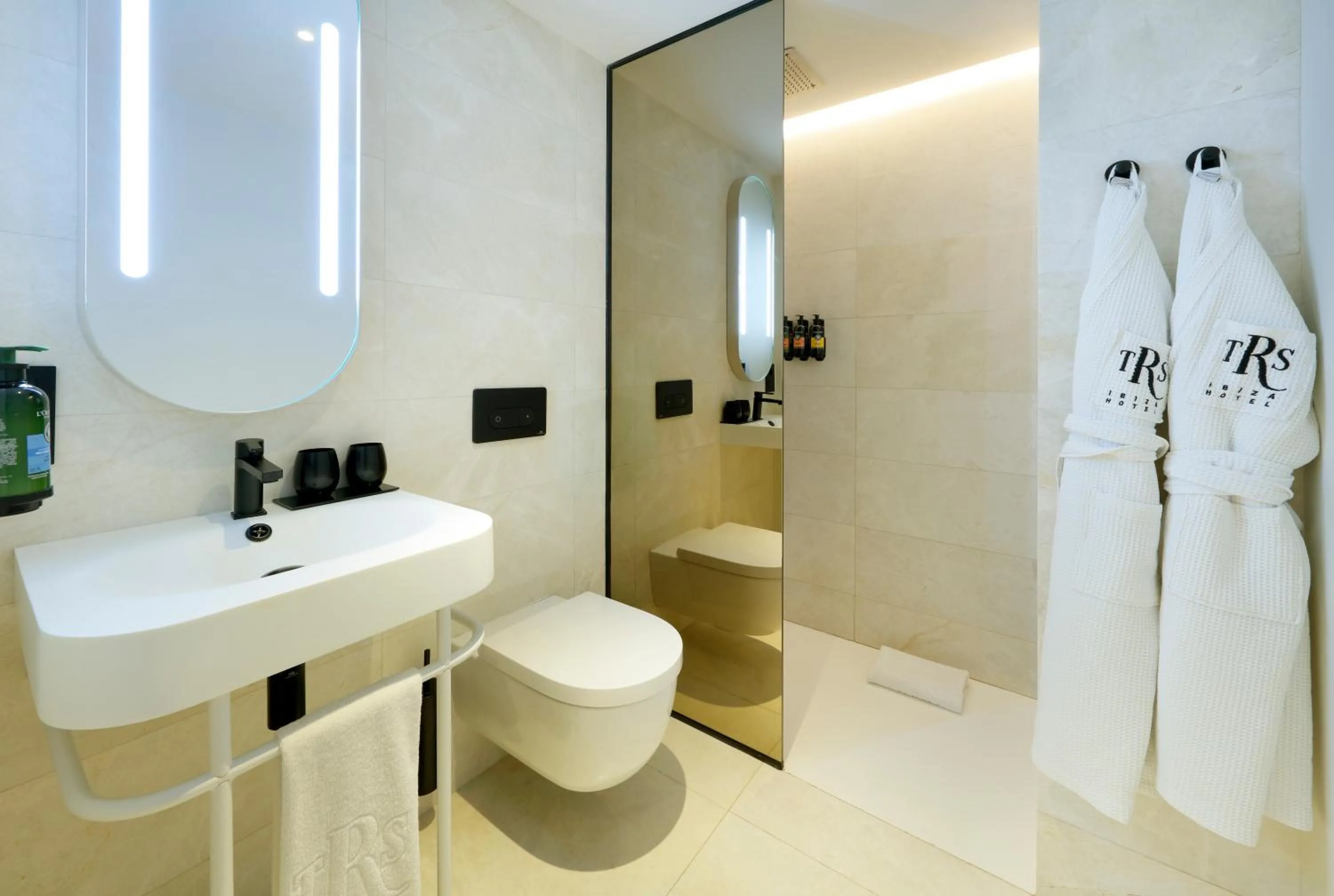  Signature Level - Deluxe Cozy in The Signature Level at TRS Ibiza Hotel - All Inclusive Adults Only - Entrance to Clubs included