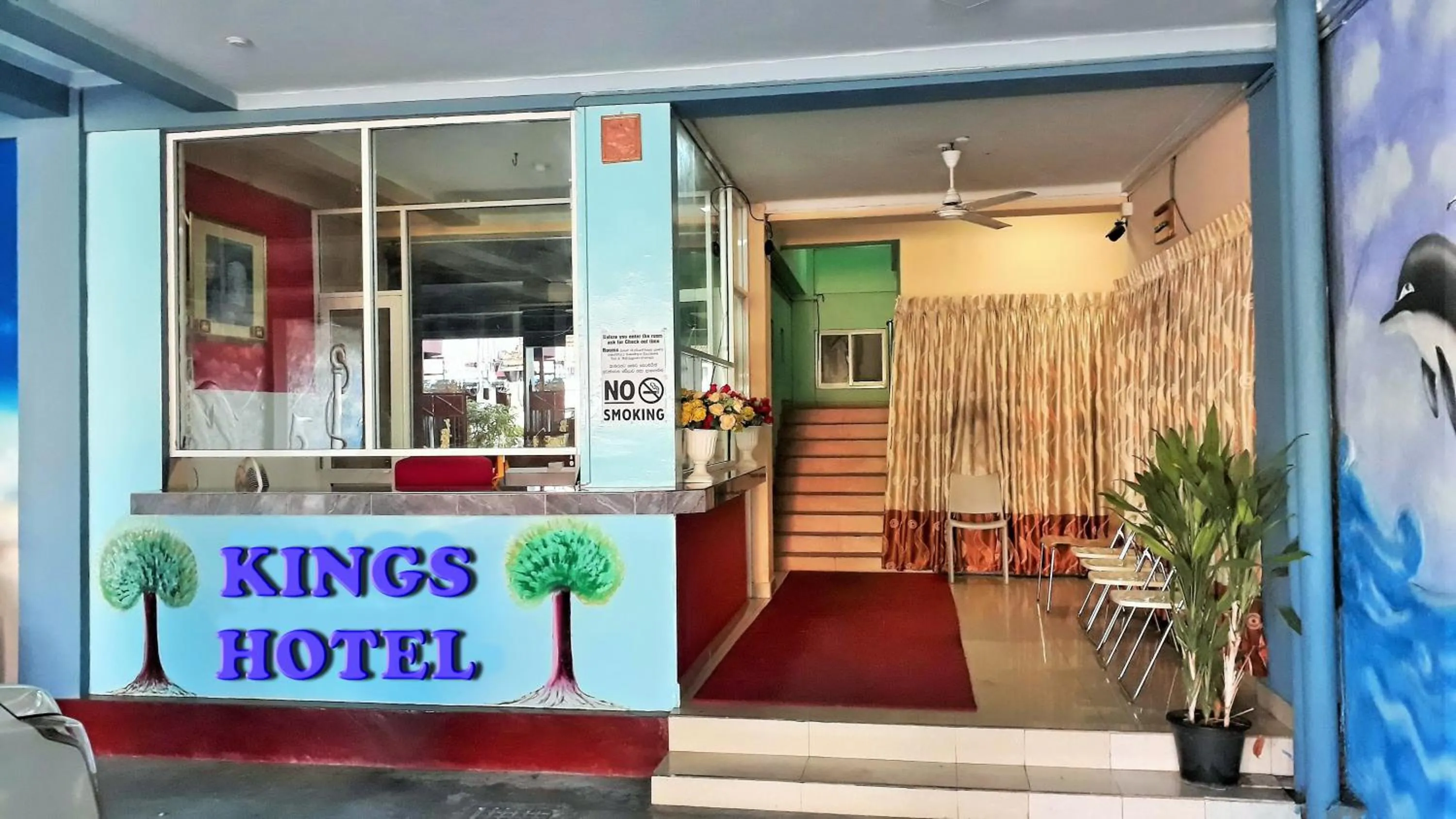 Facade/entrance in Kings Hotel Restaurant and Bar