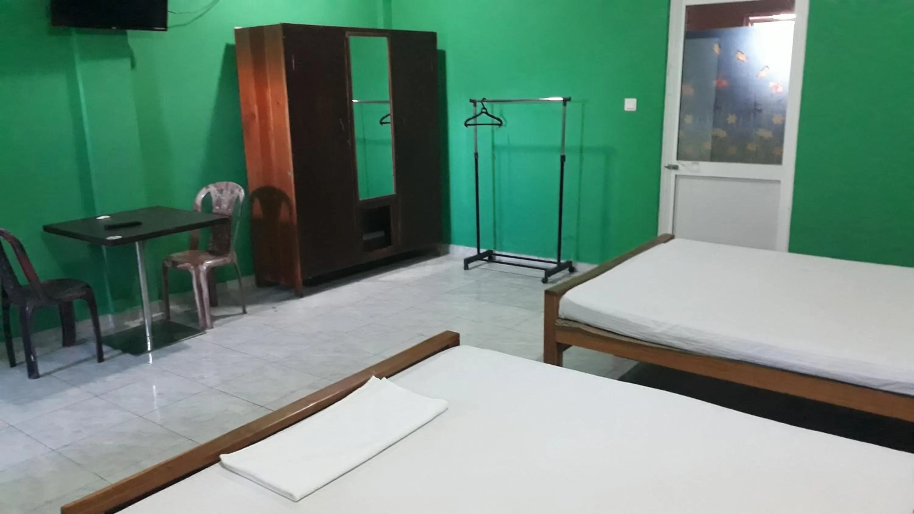 Area and facilities, Bed in Kings Hotel Restaurant and Bar