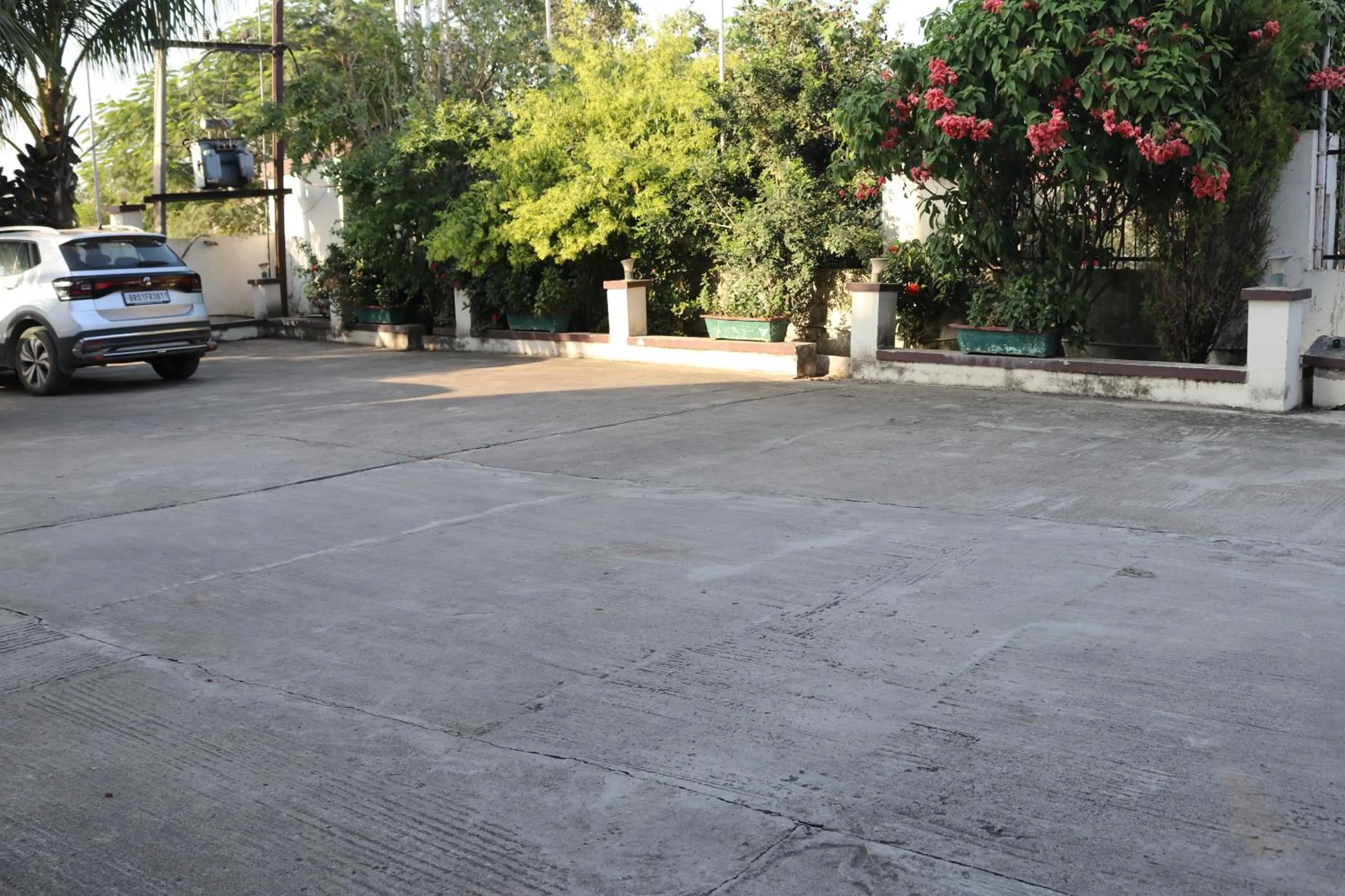 Parking in Hotel Vaishnavi Heights