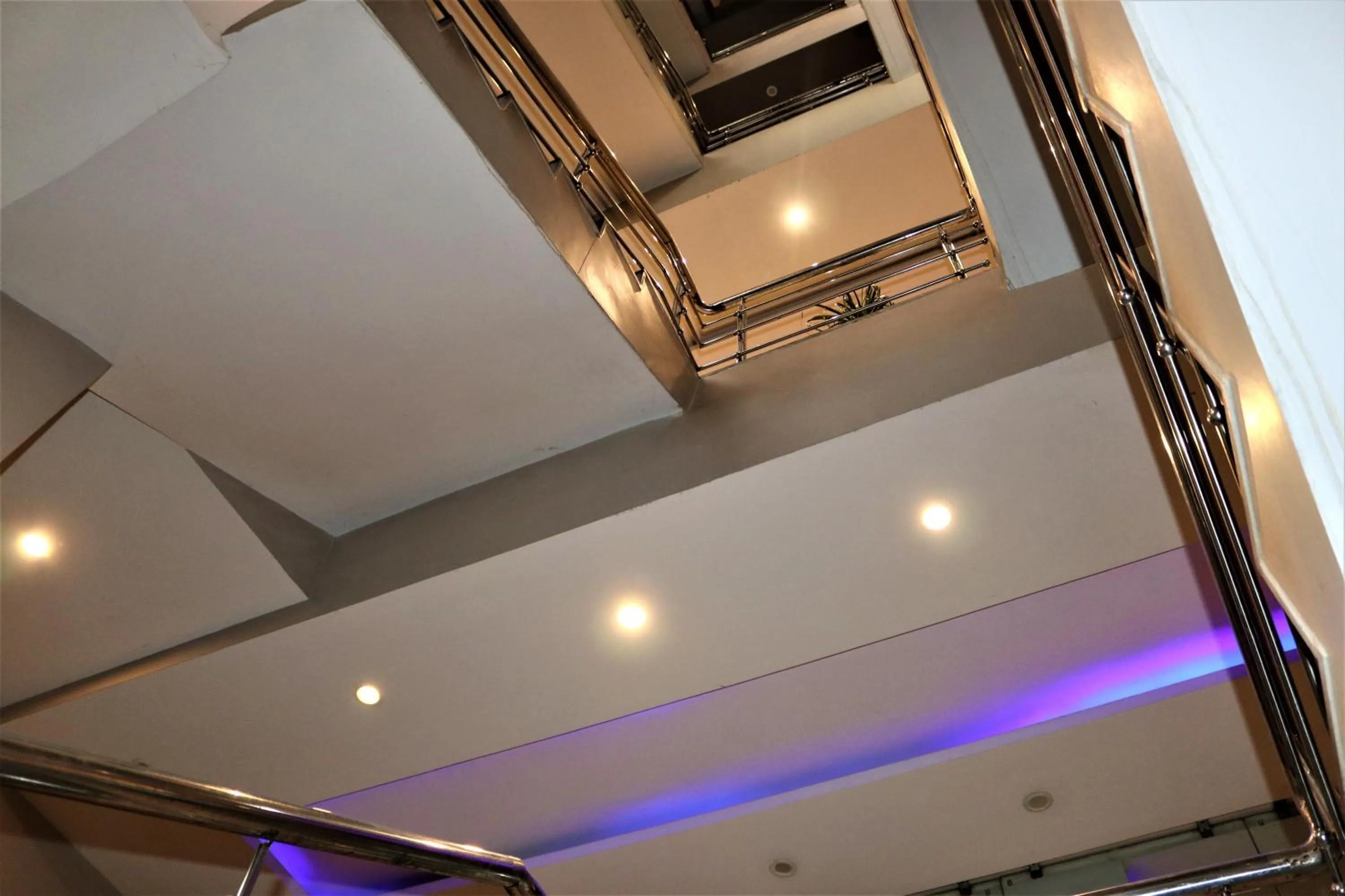 Hotel Vaishnavi Heights