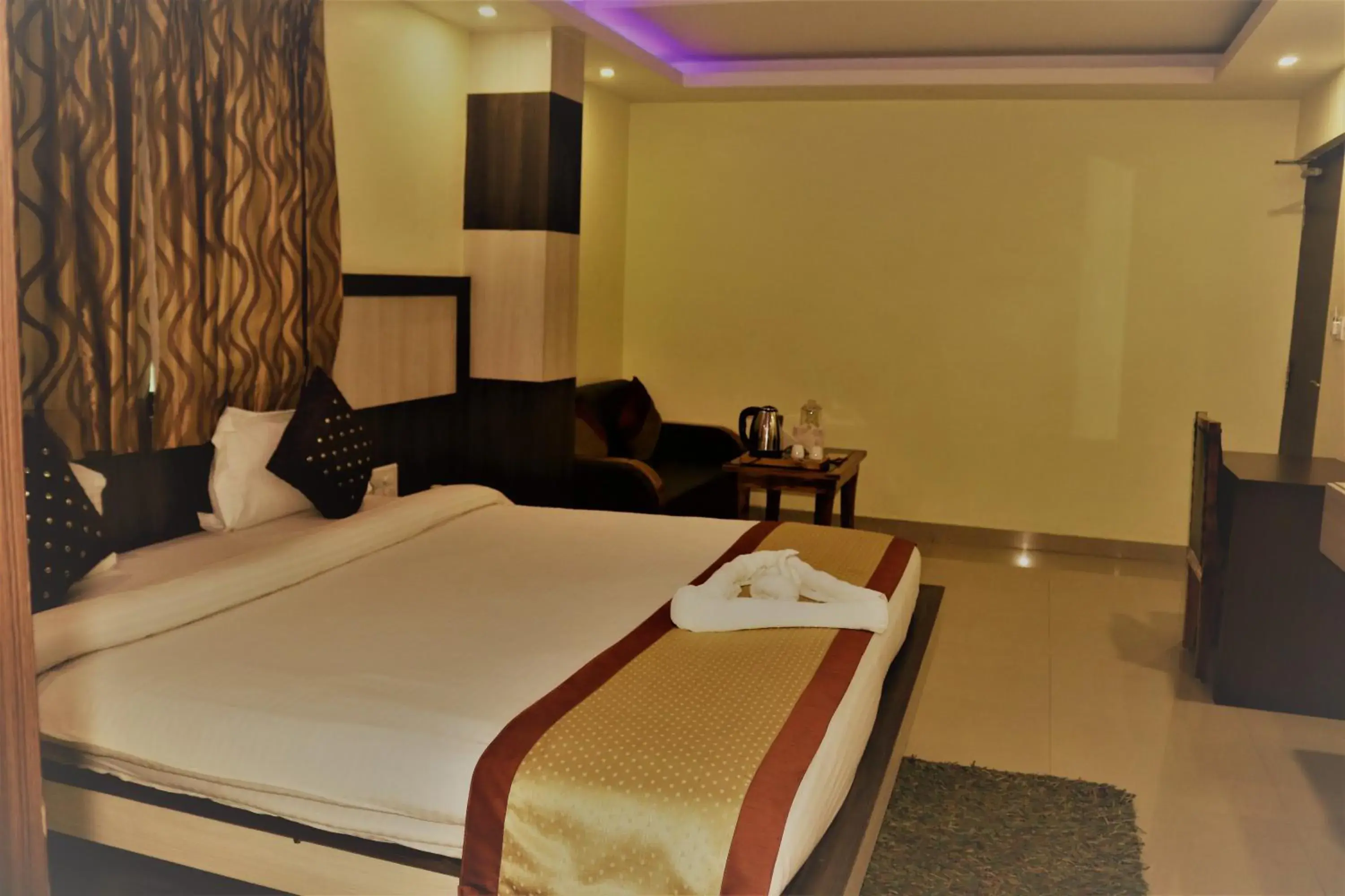 Hotel Vaishnavi Heights Hotel Vaishnavi Heights