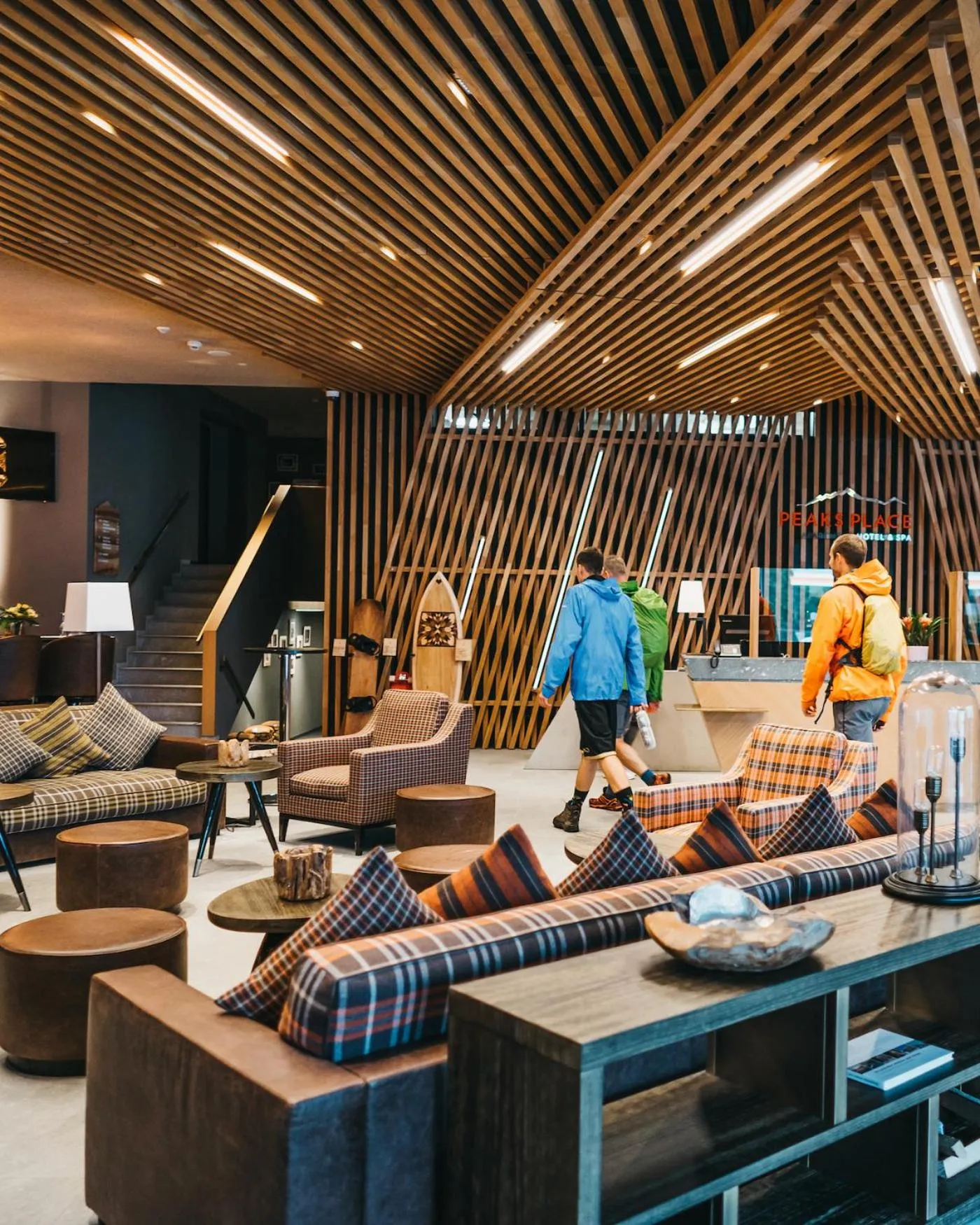 Lobby or reception in Peaks Place Apartments & SPA