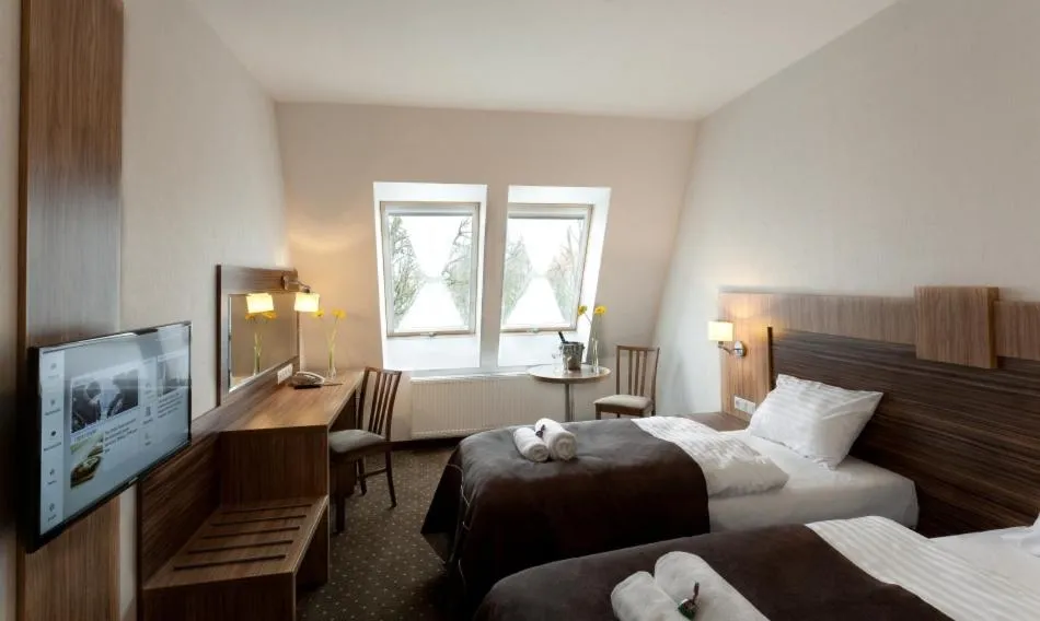 Photo of the whole room, Bed in Hotel Milenium