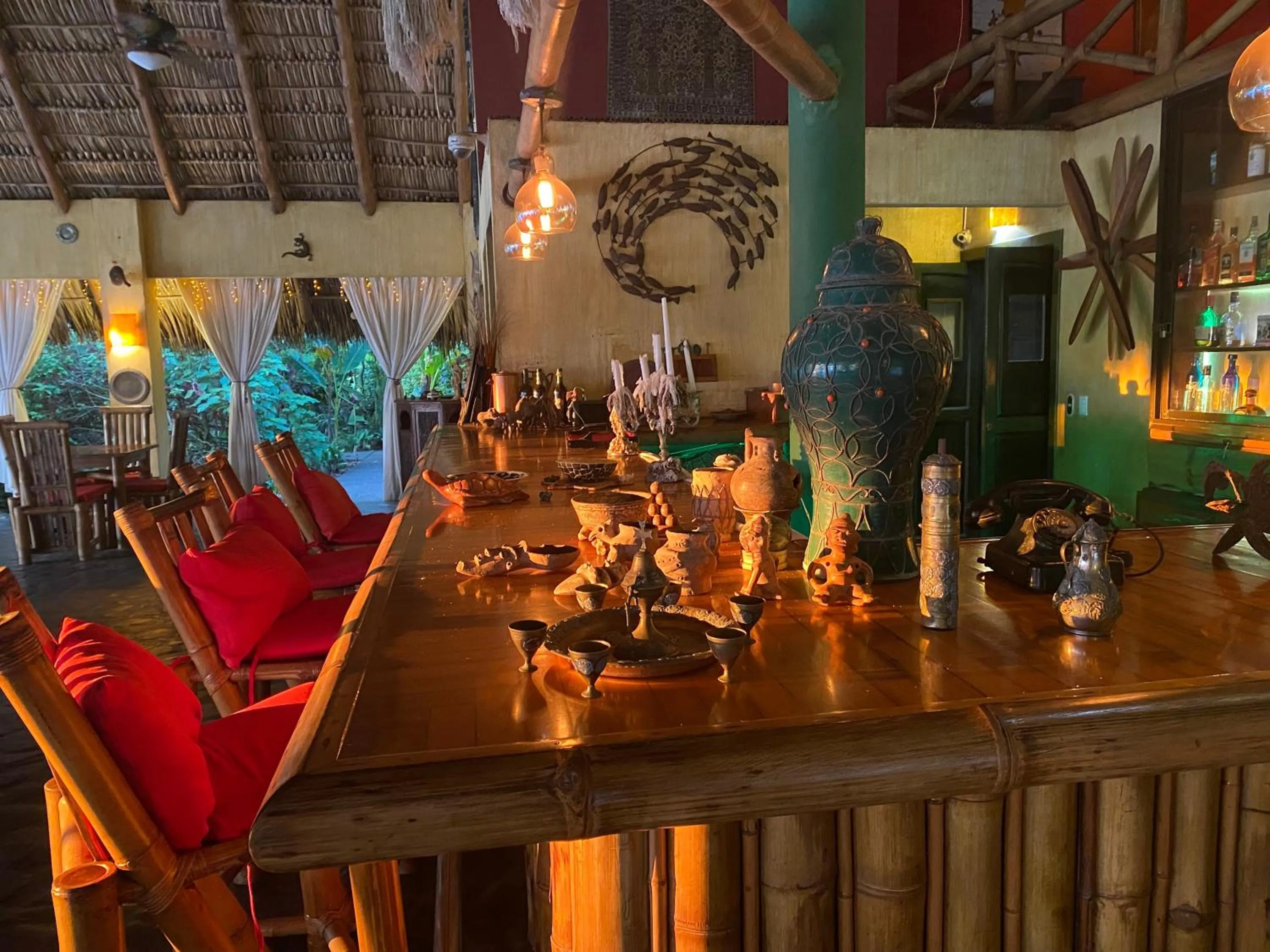 Restaurant/places to eat in Hotel Clandestino beach resort