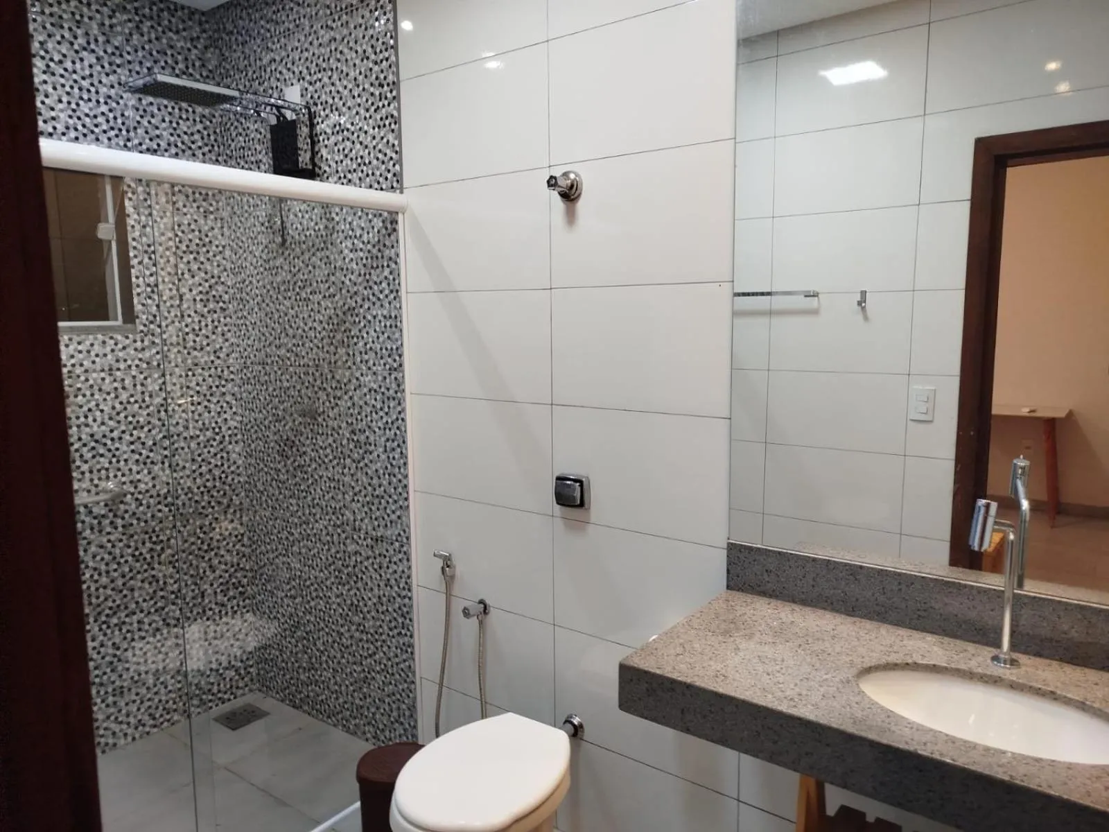 Shower in Sitio Cantin