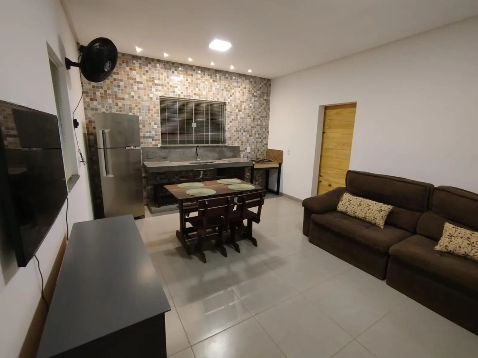 TV and multimedia in Sitio Cantin
