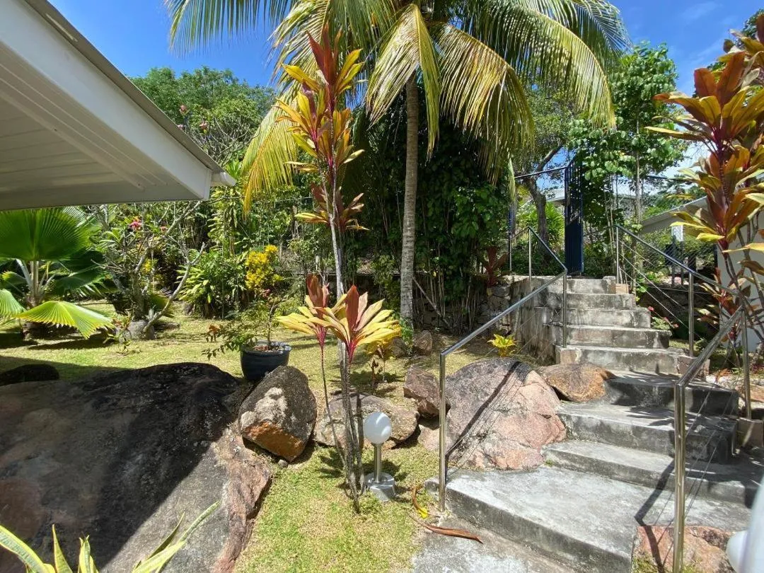 Garden in Coin D'or