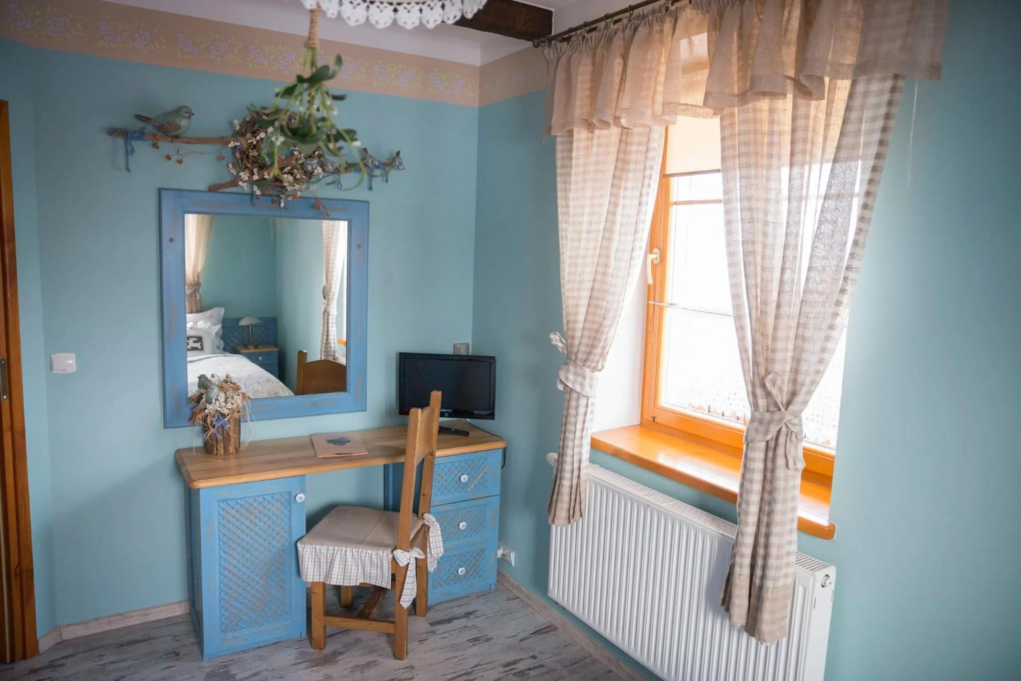 Bed in Karolowy Dwór